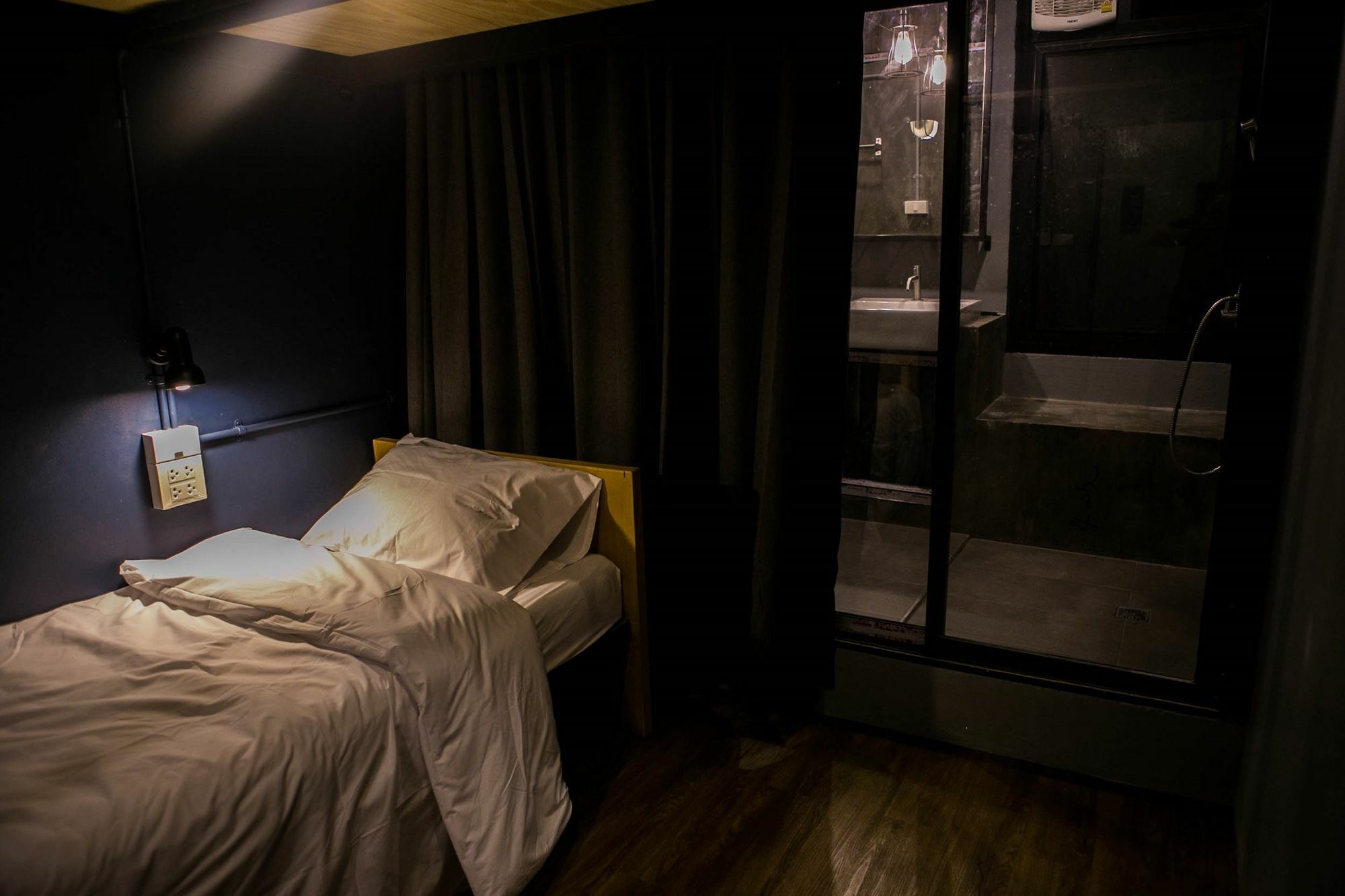 Silom Space Hostel