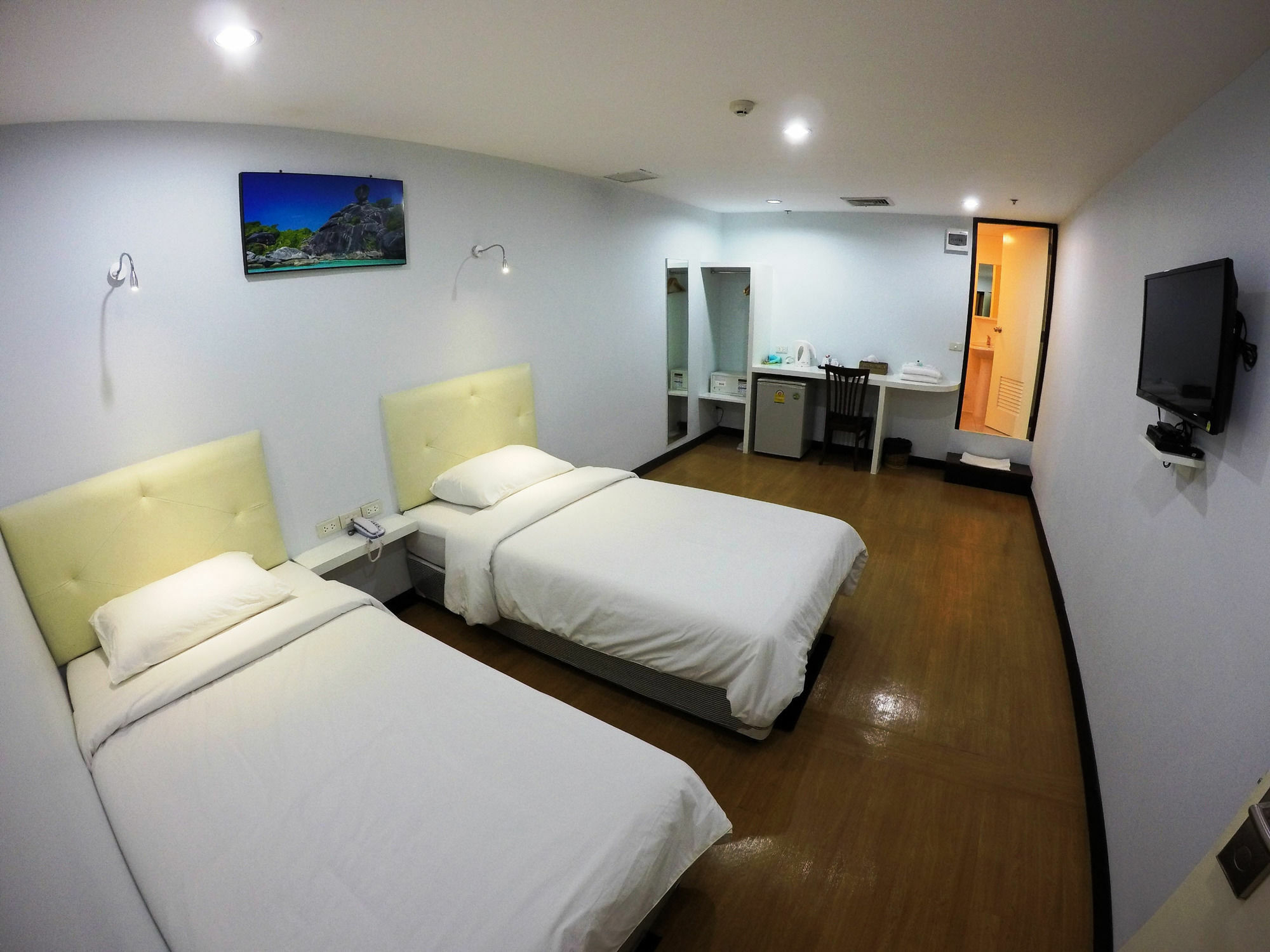 Vplace Silom