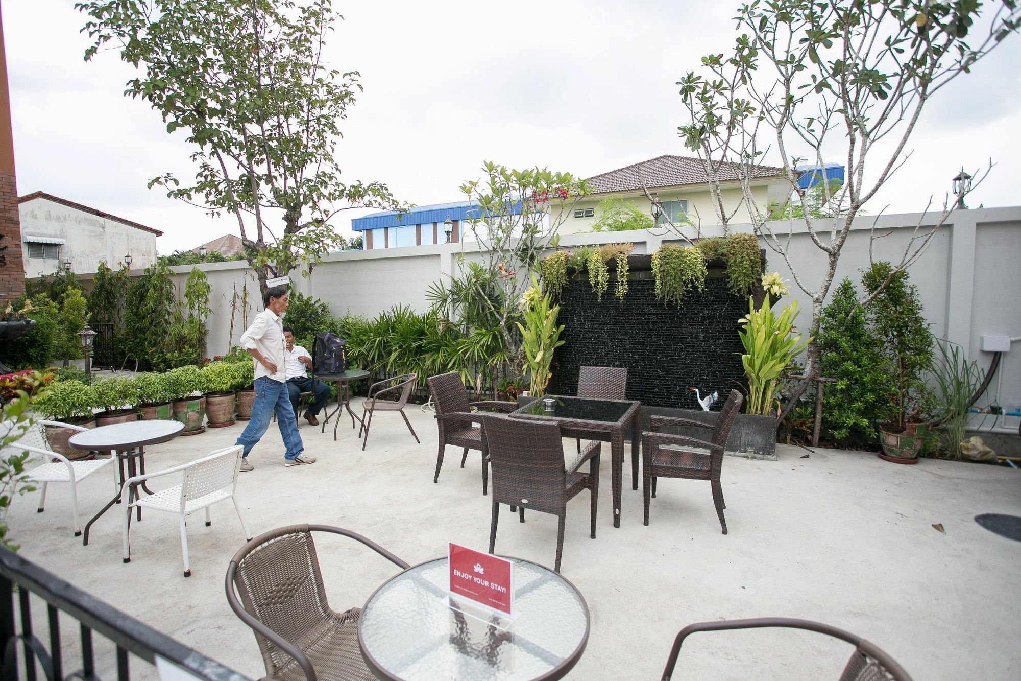 Hotel Oyo 127 D-well
