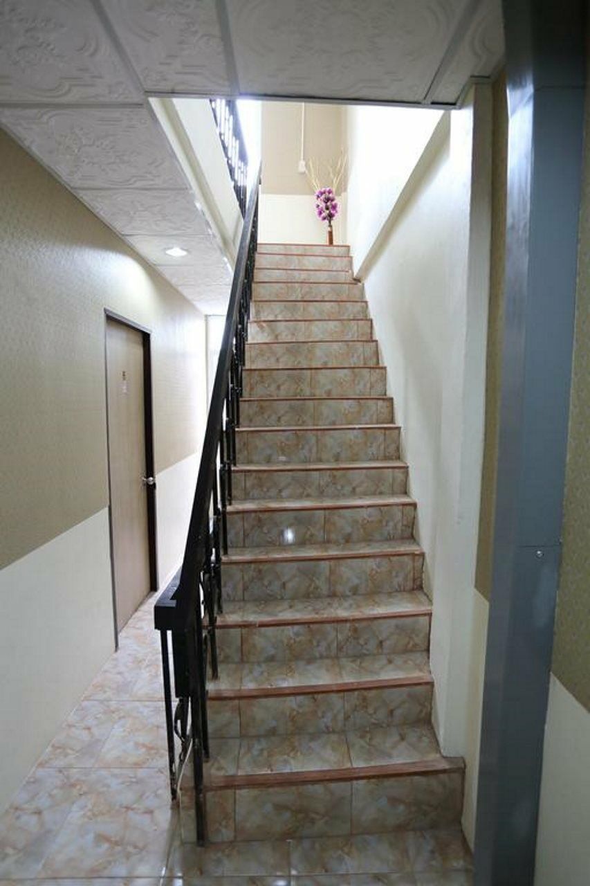 Sukhumvit 20 Guest house
