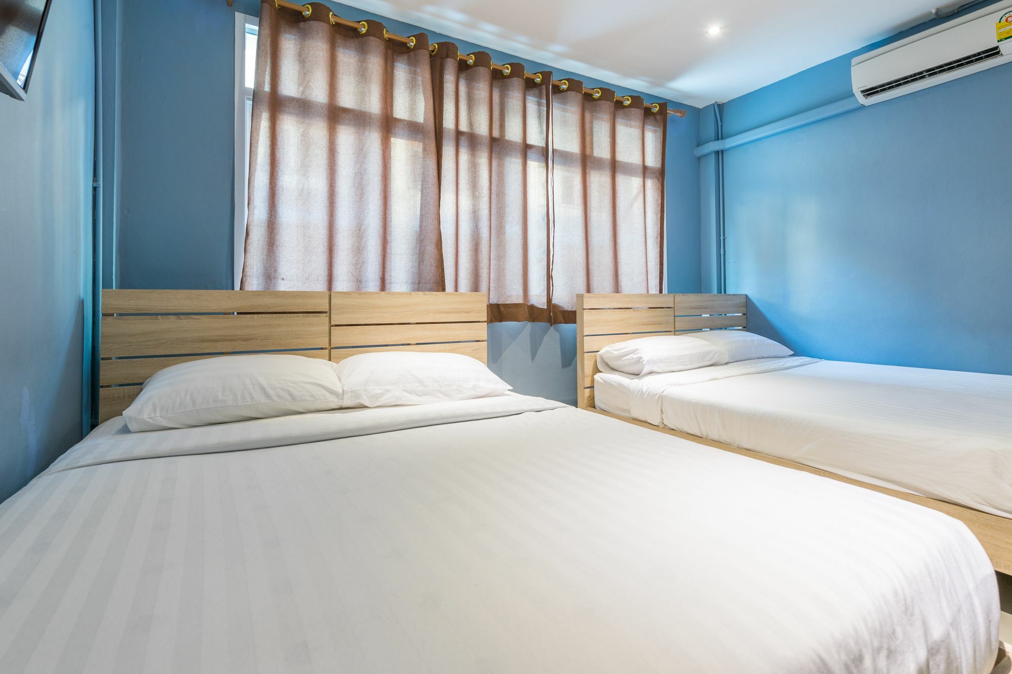 The Little Pig Sukhumvit Guest house 2*