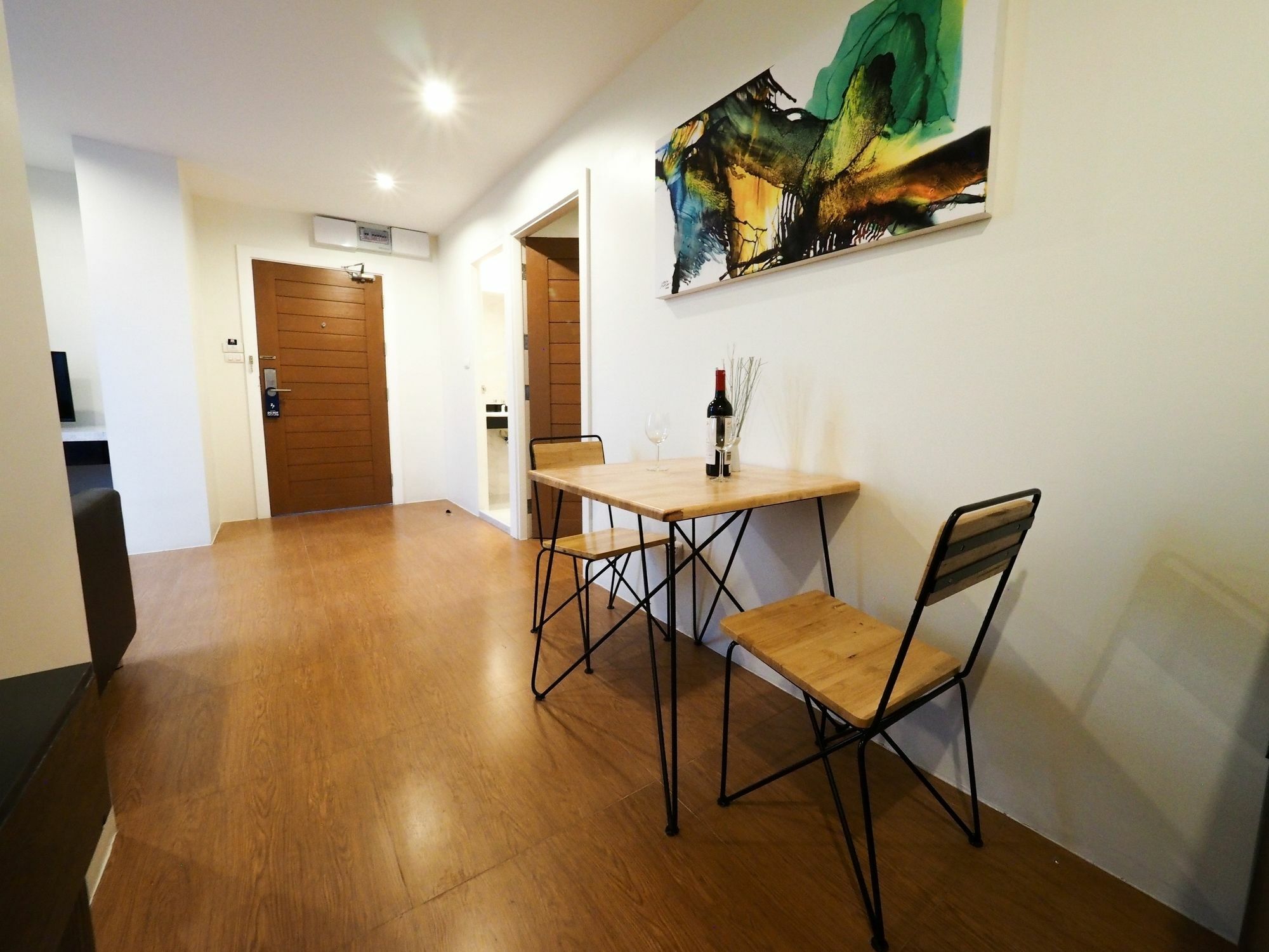 Hotel 130 & Bangkok