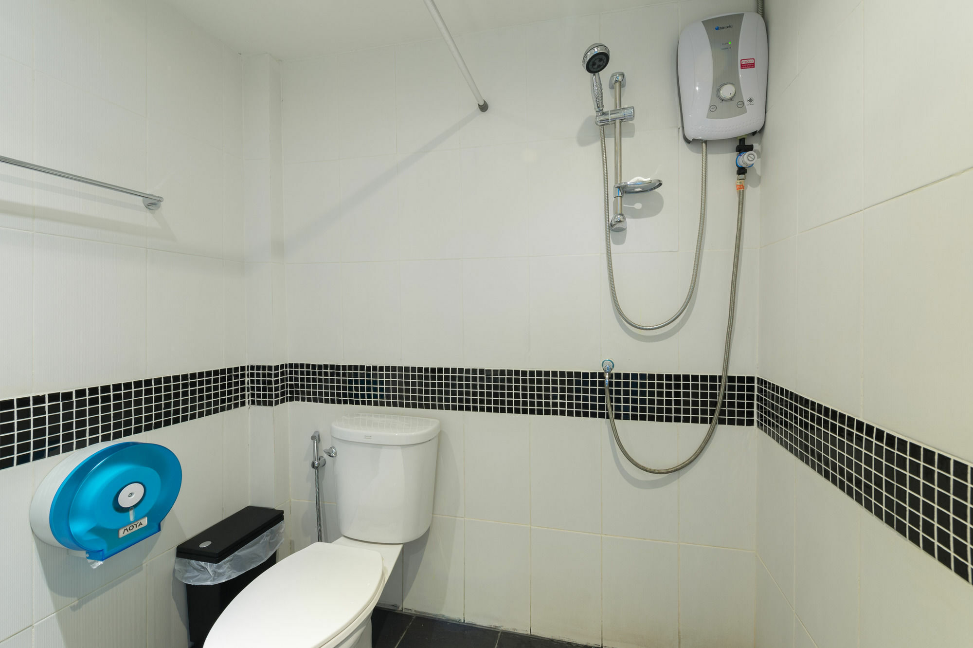 Guest house The Little Pig Sukhumvit 2*