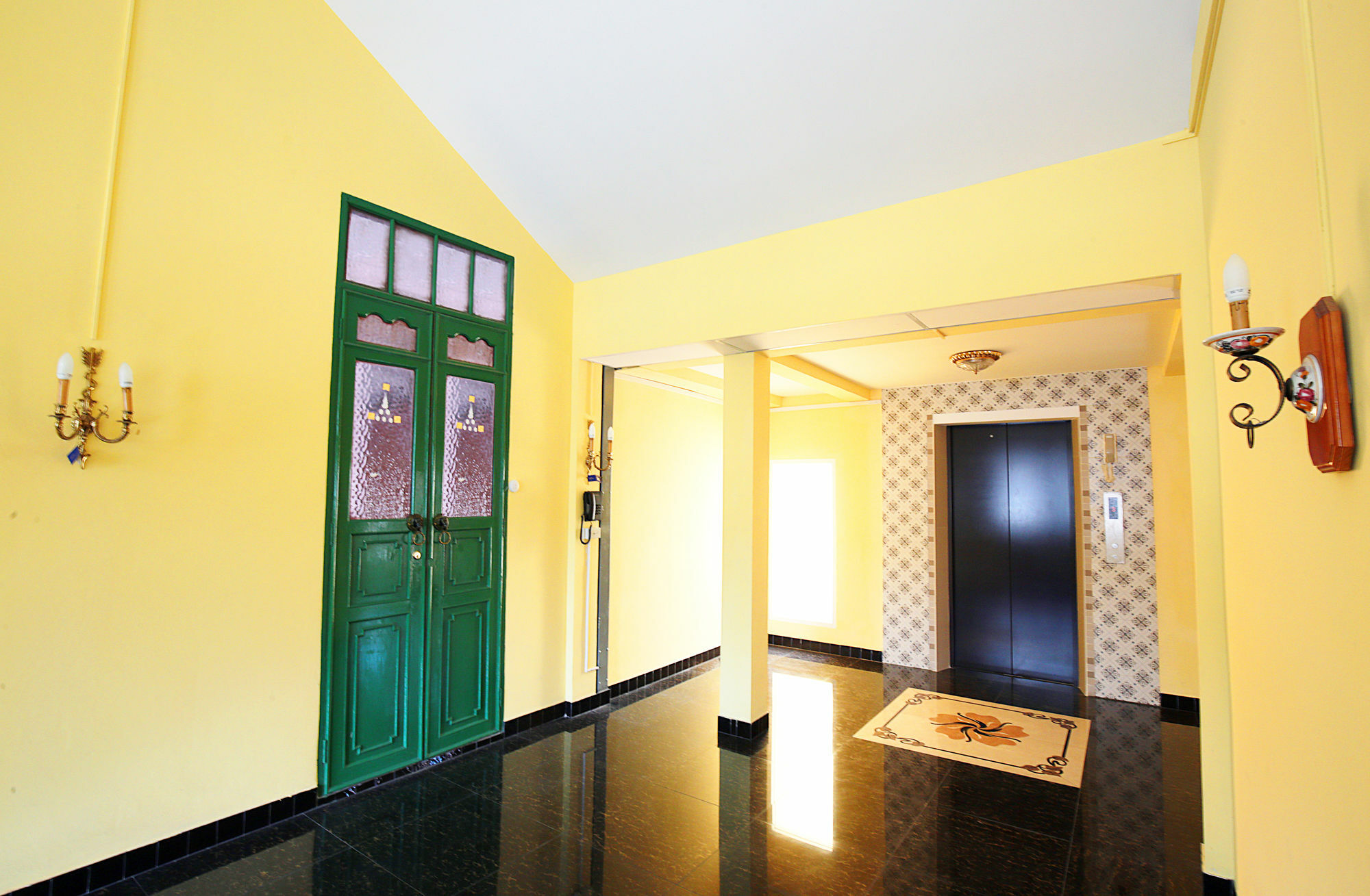 Katil The Myth - Sud Sathorn 3*