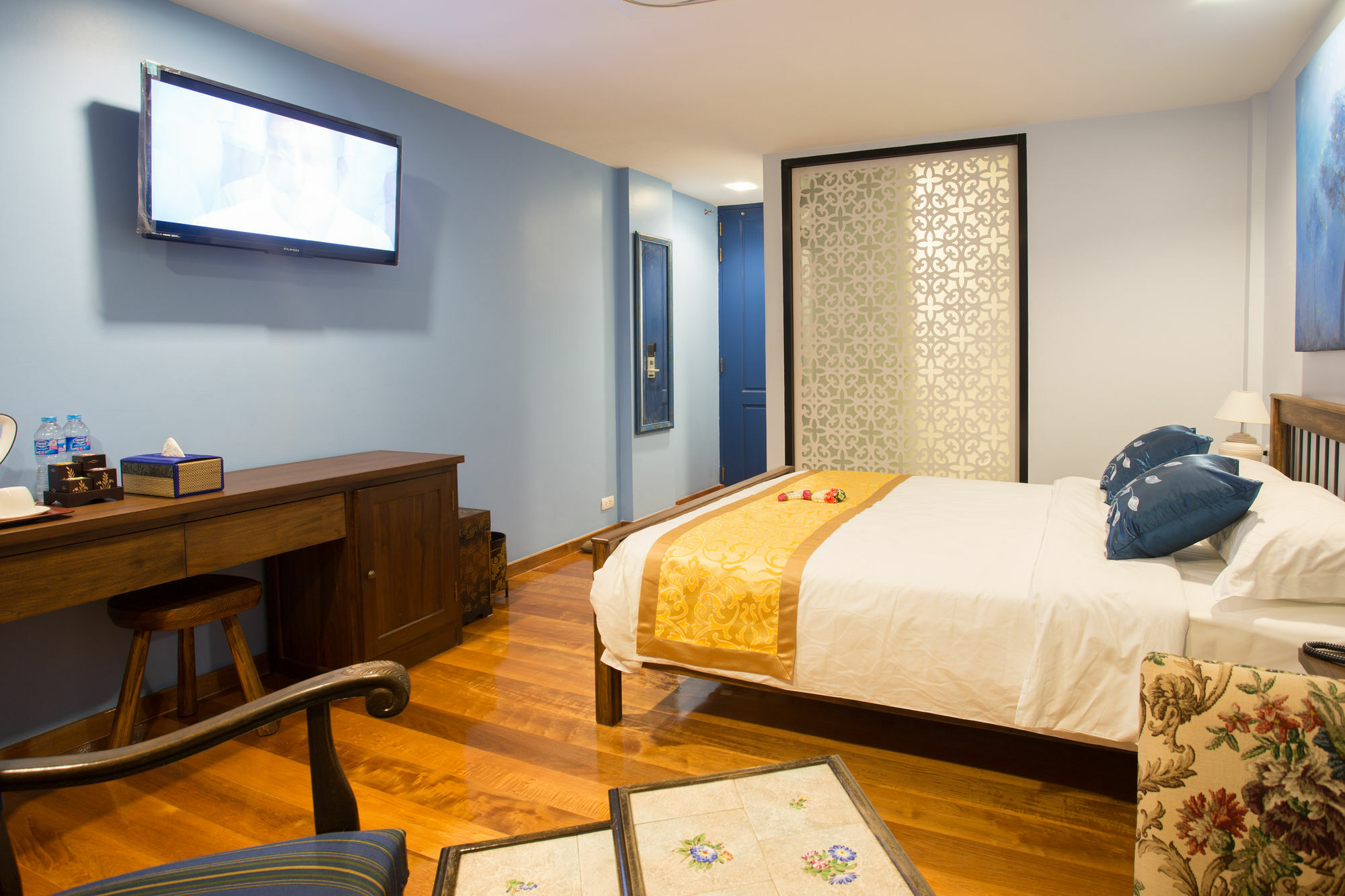 Hotel Nine Design Place 3*