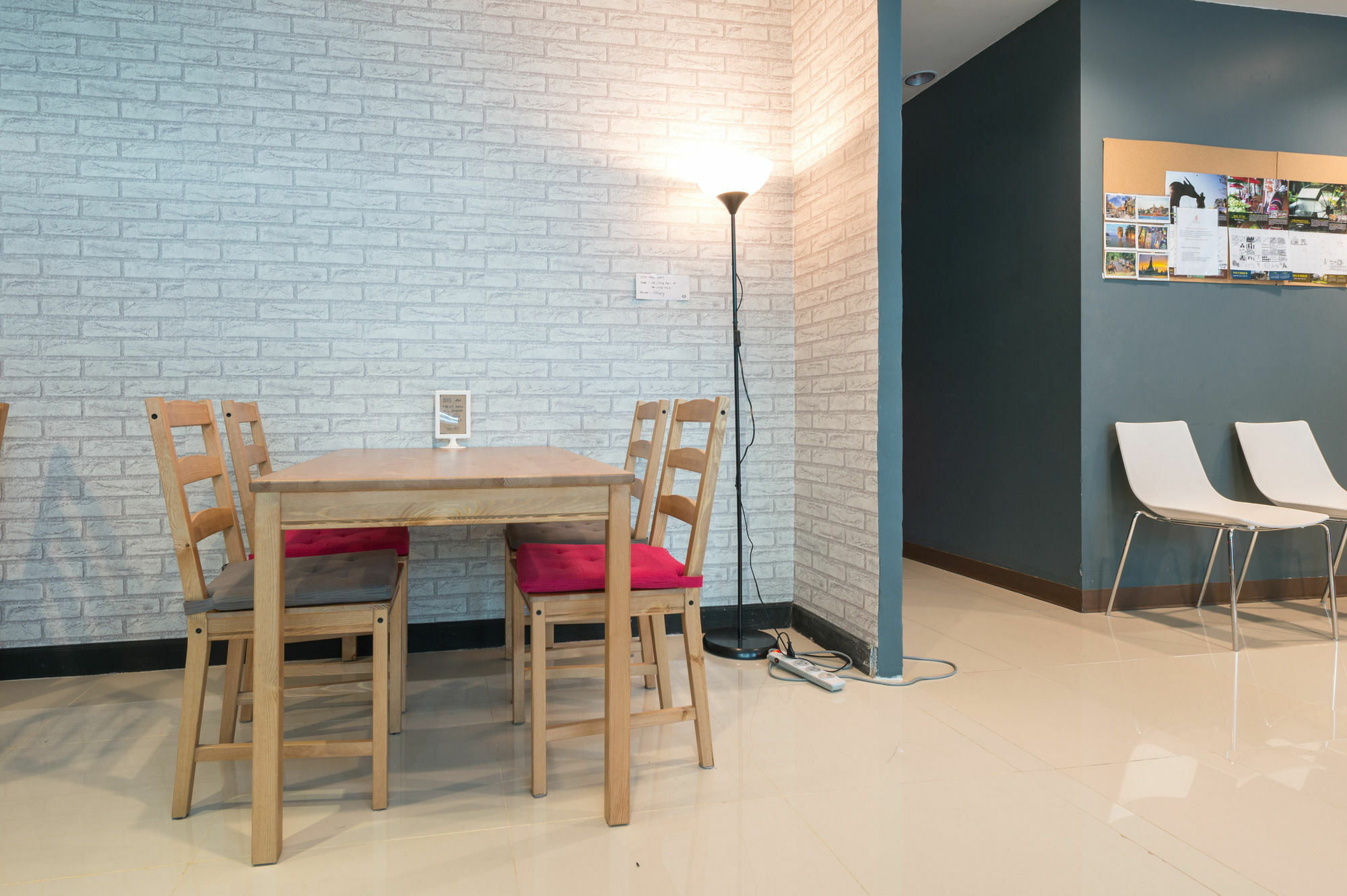 The Little Pig Sukhumvit Guest house