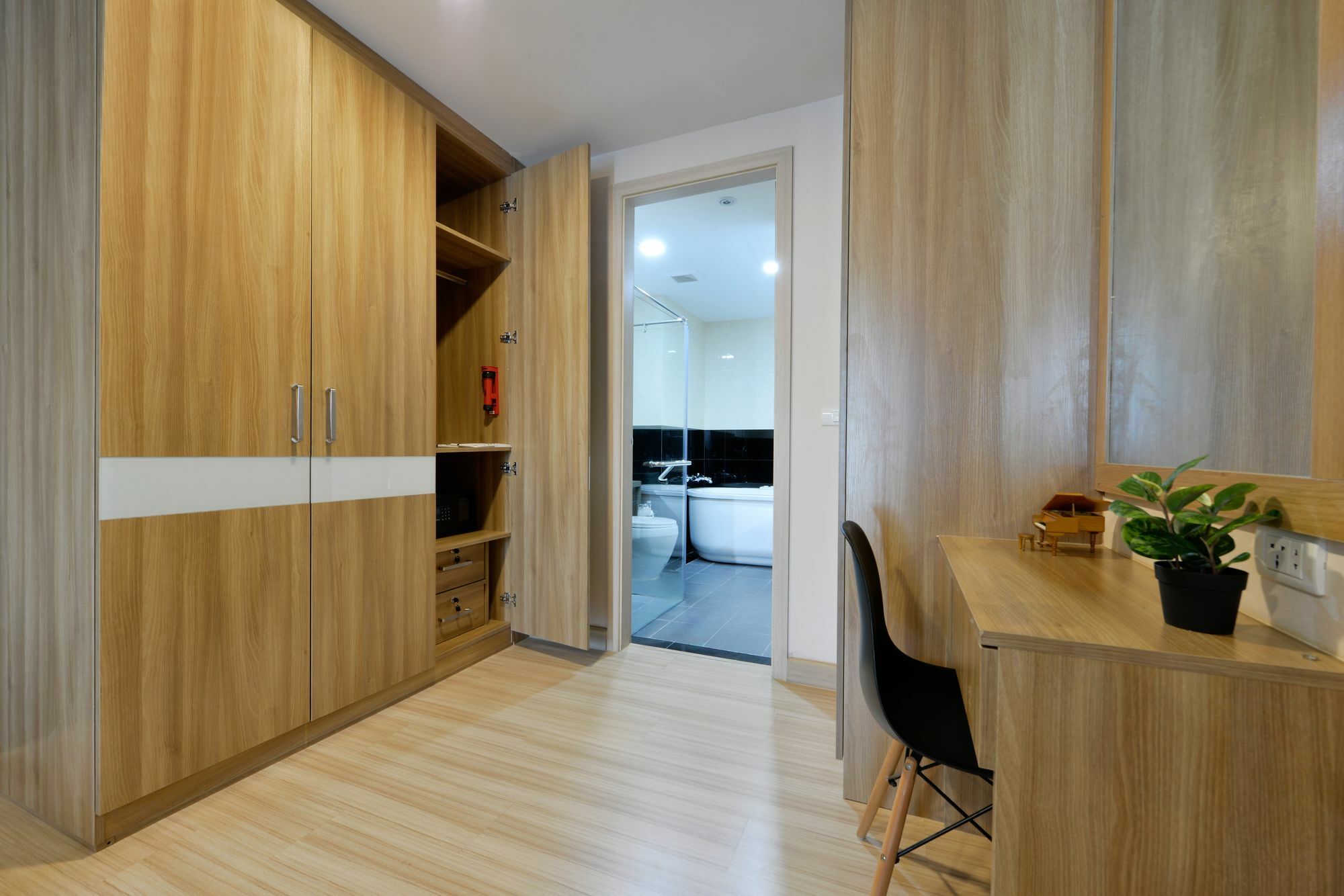 Ekamai By Aspira - Sha Certified Aparthotel 4*