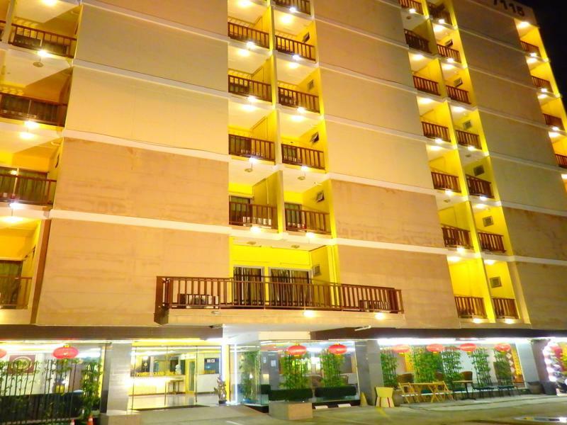 Pohseen Grand Palace 4*