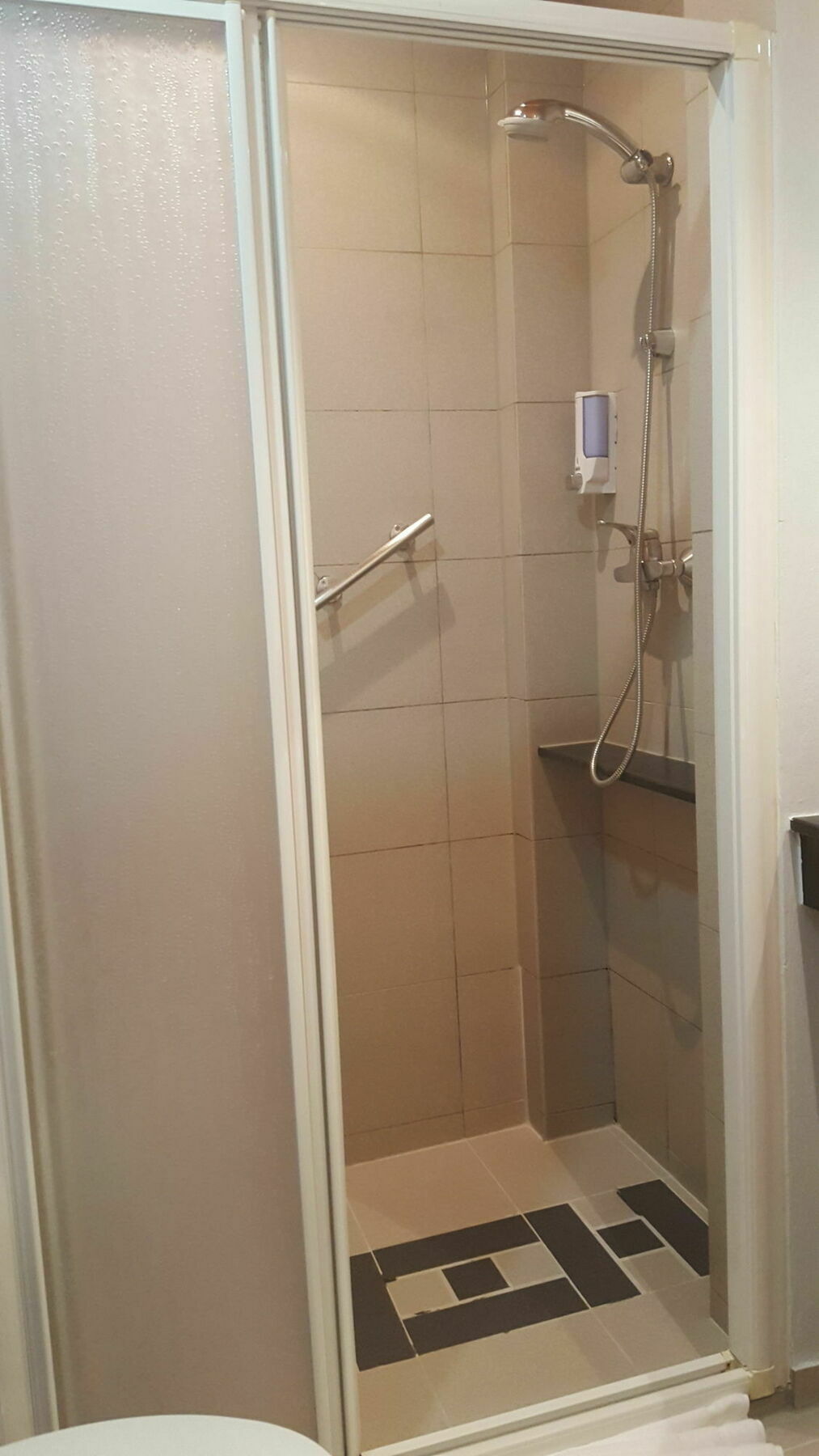 Hotel Icheck Sukhumvit 19 - Sha Certified
