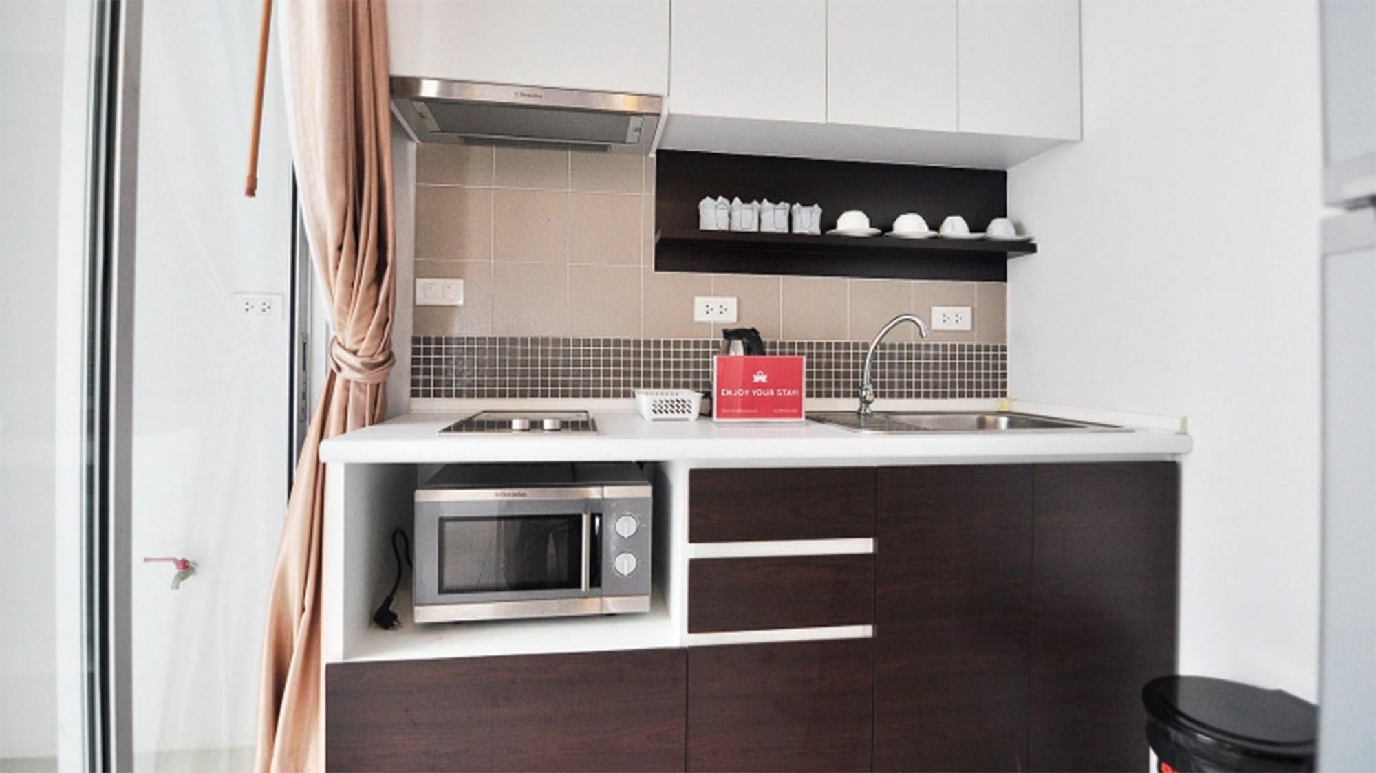 Zen Pridi 14 Apartment