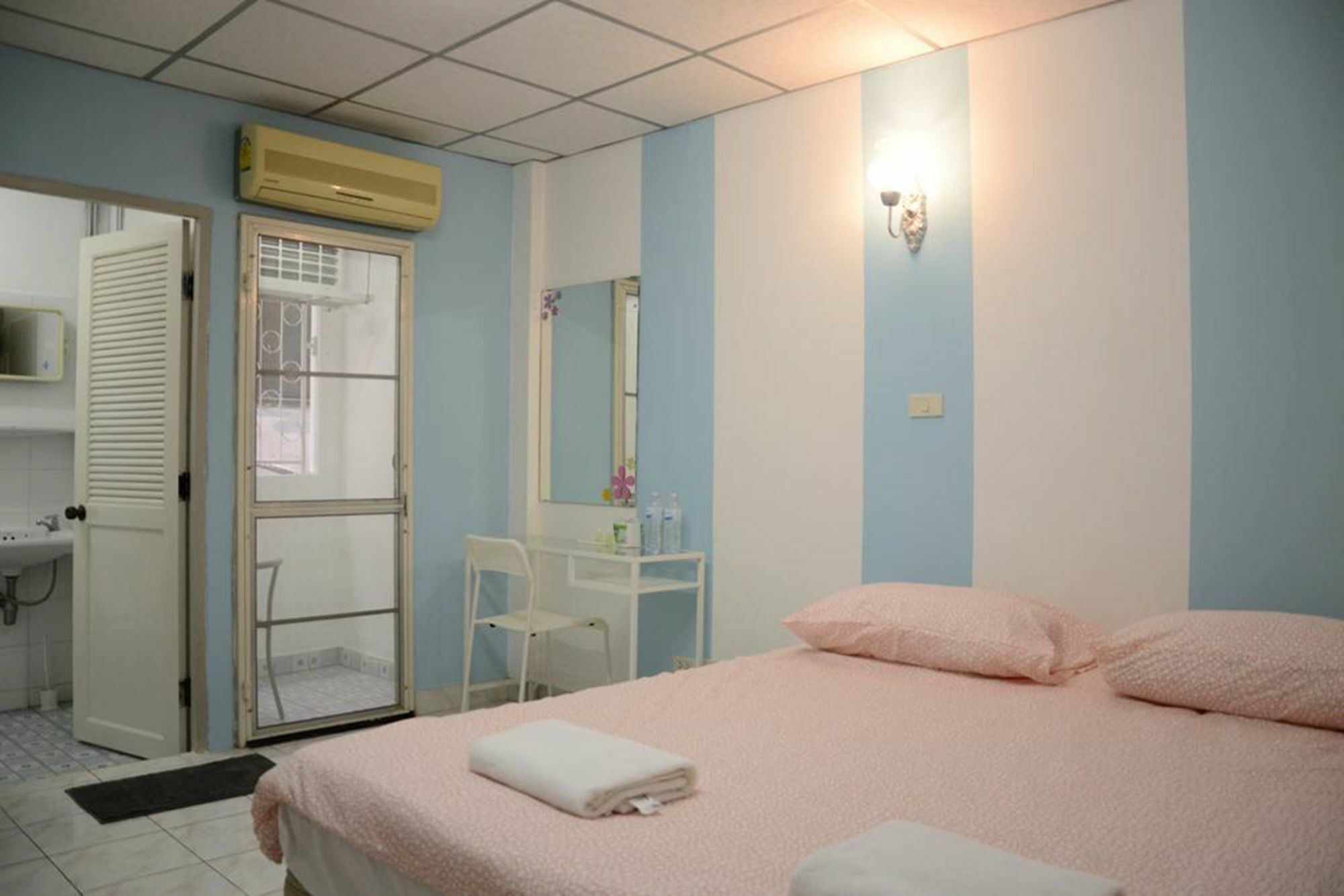 Park Avenue@huamark Hostel Bangkok