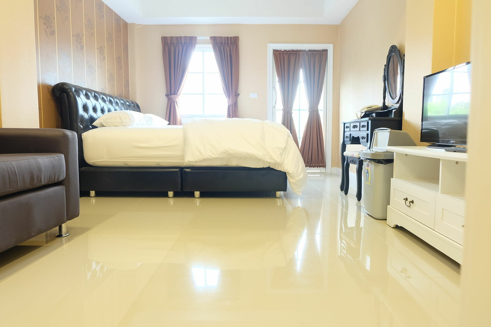 bahay-panuluyan Aree Art 3*