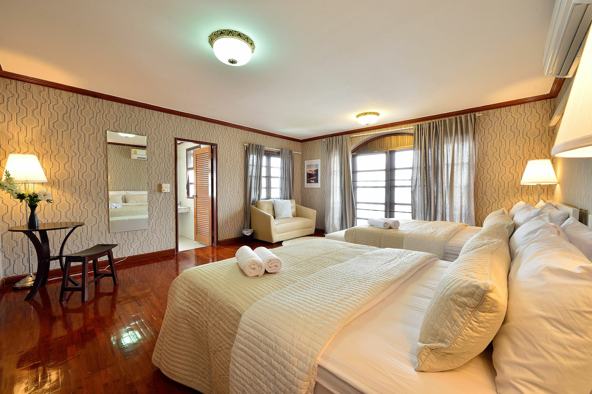 Bed & Breakfast Lost And Found Hideaway