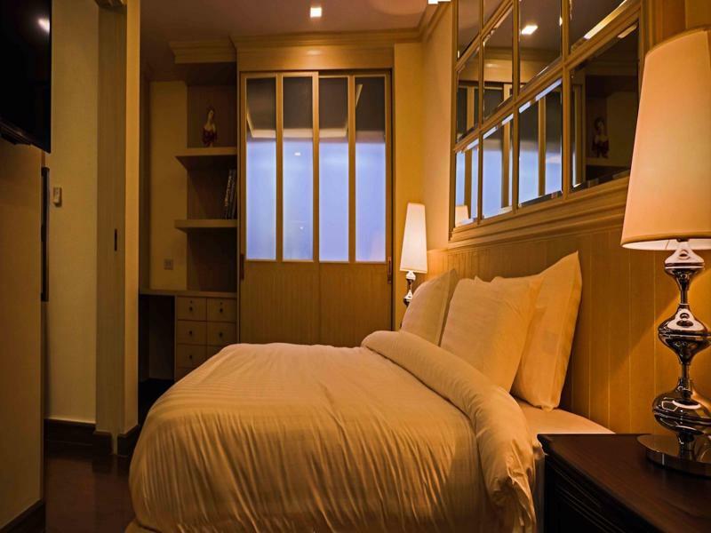 Aspira Hana Executive Thonglor Hotel