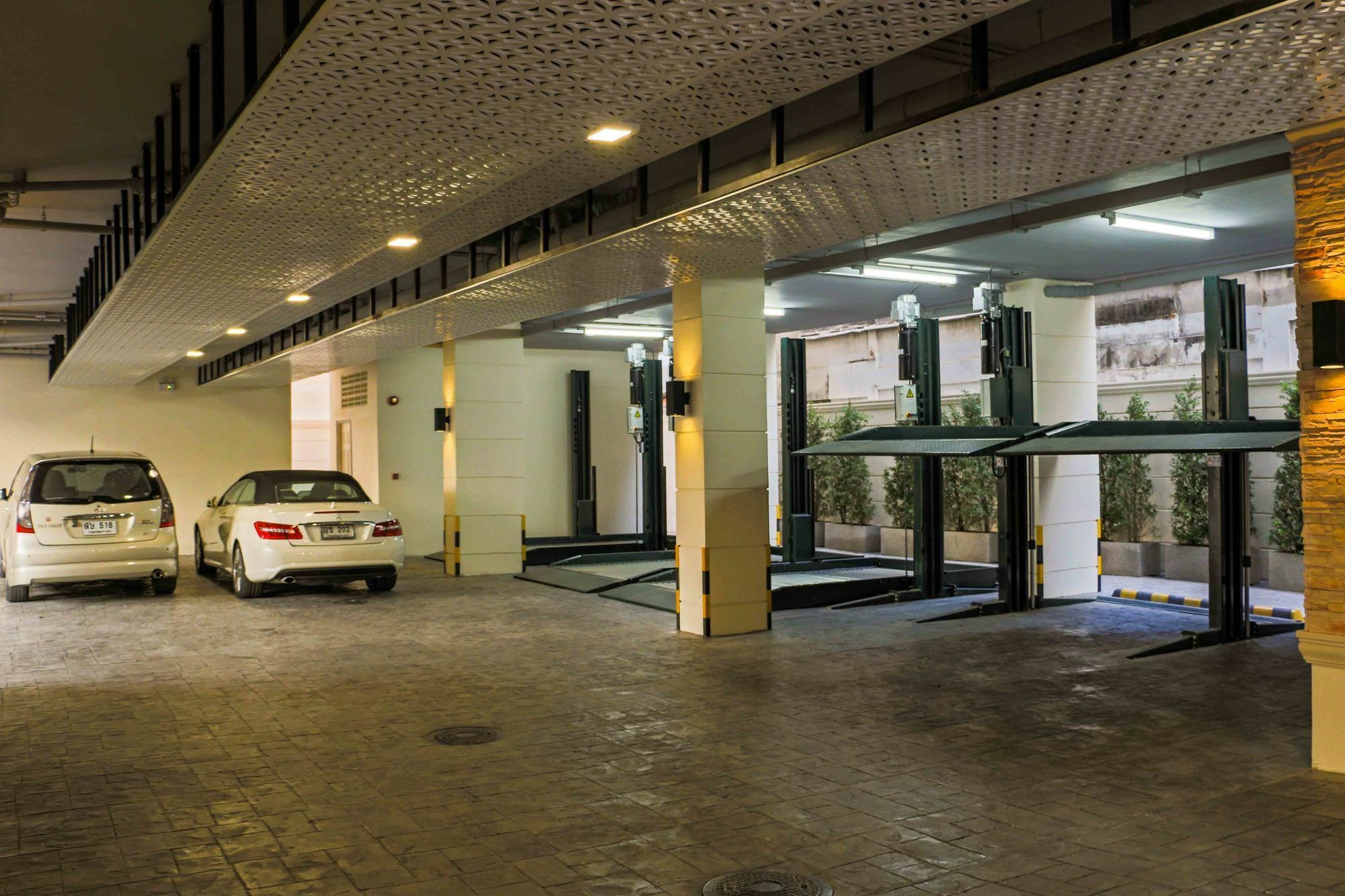 Aspira Hana Executive Thonglor Bangkok