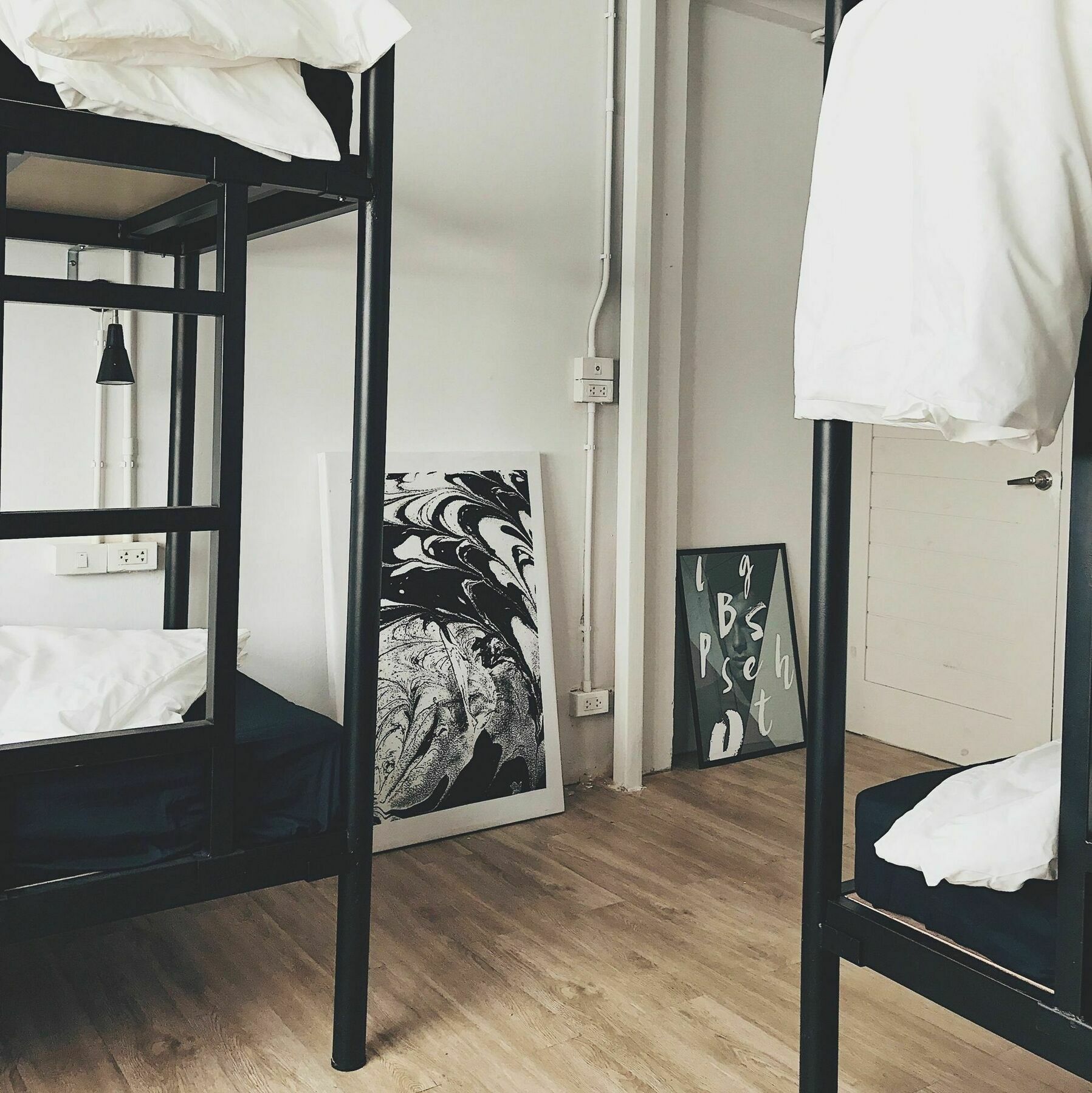 Beige Poshtels + Netflix