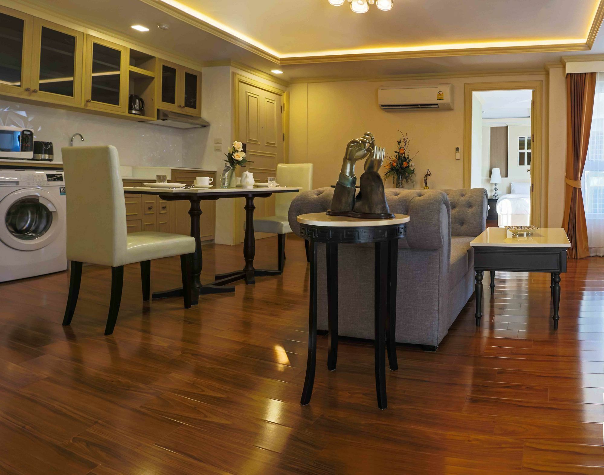 Hotel Aspira Hana Executive Thonglor 4*