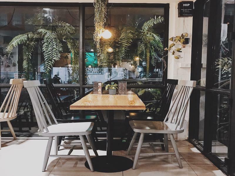 Beige Poshtels + Netflix Hostel *