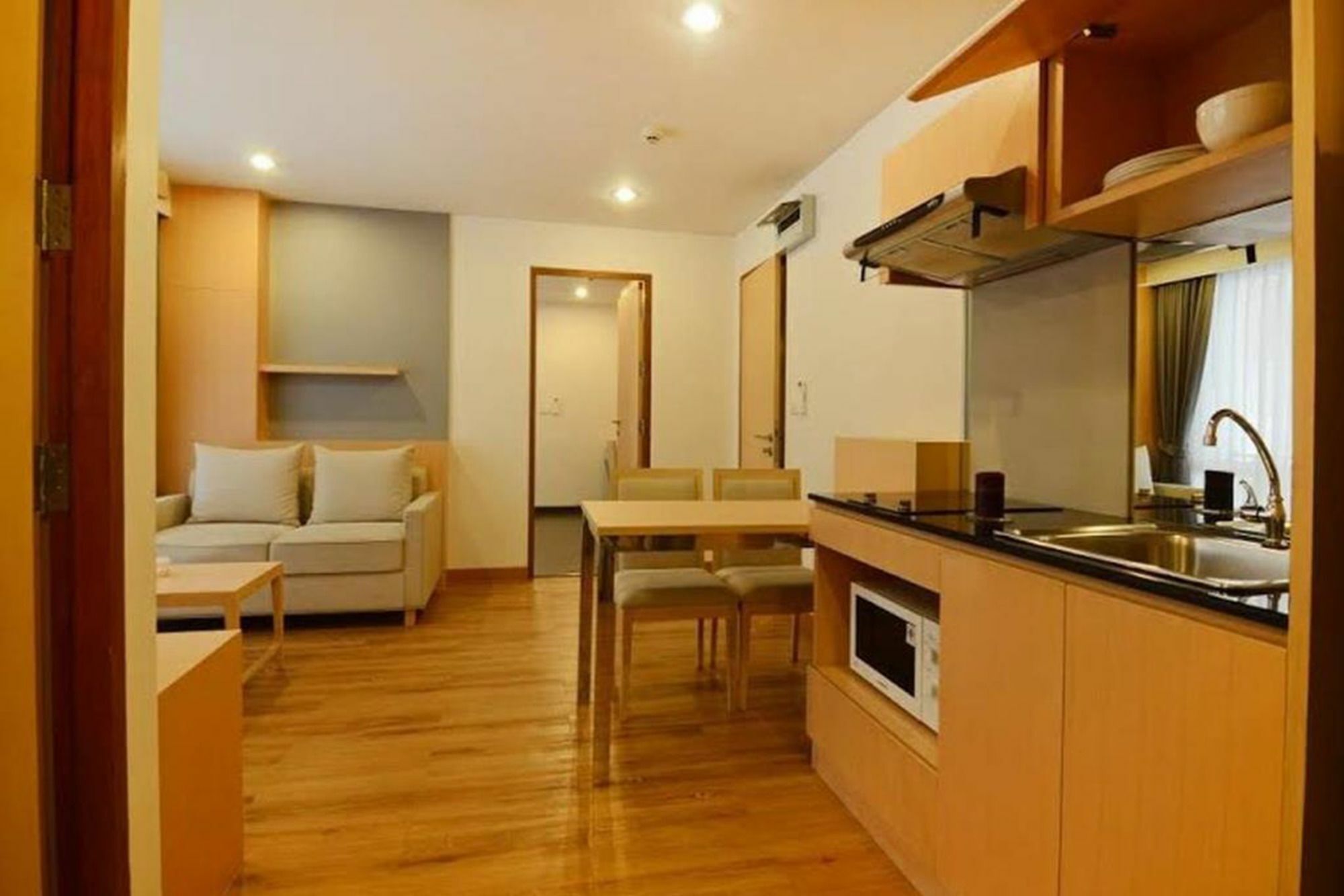 Aparthotel One 3*