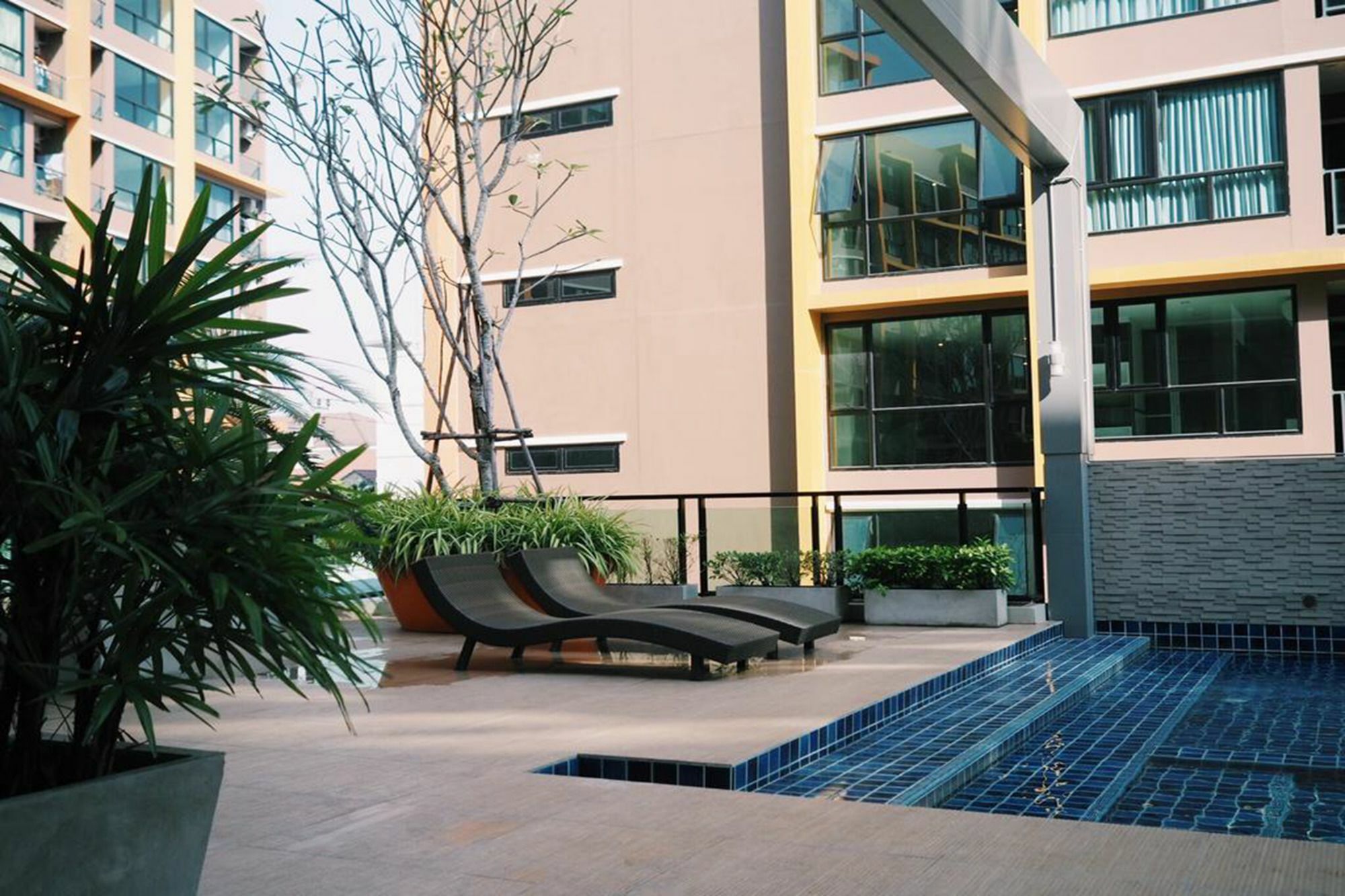 Hotel Bright And Cozy Place Near Dmk Airport Bangkok