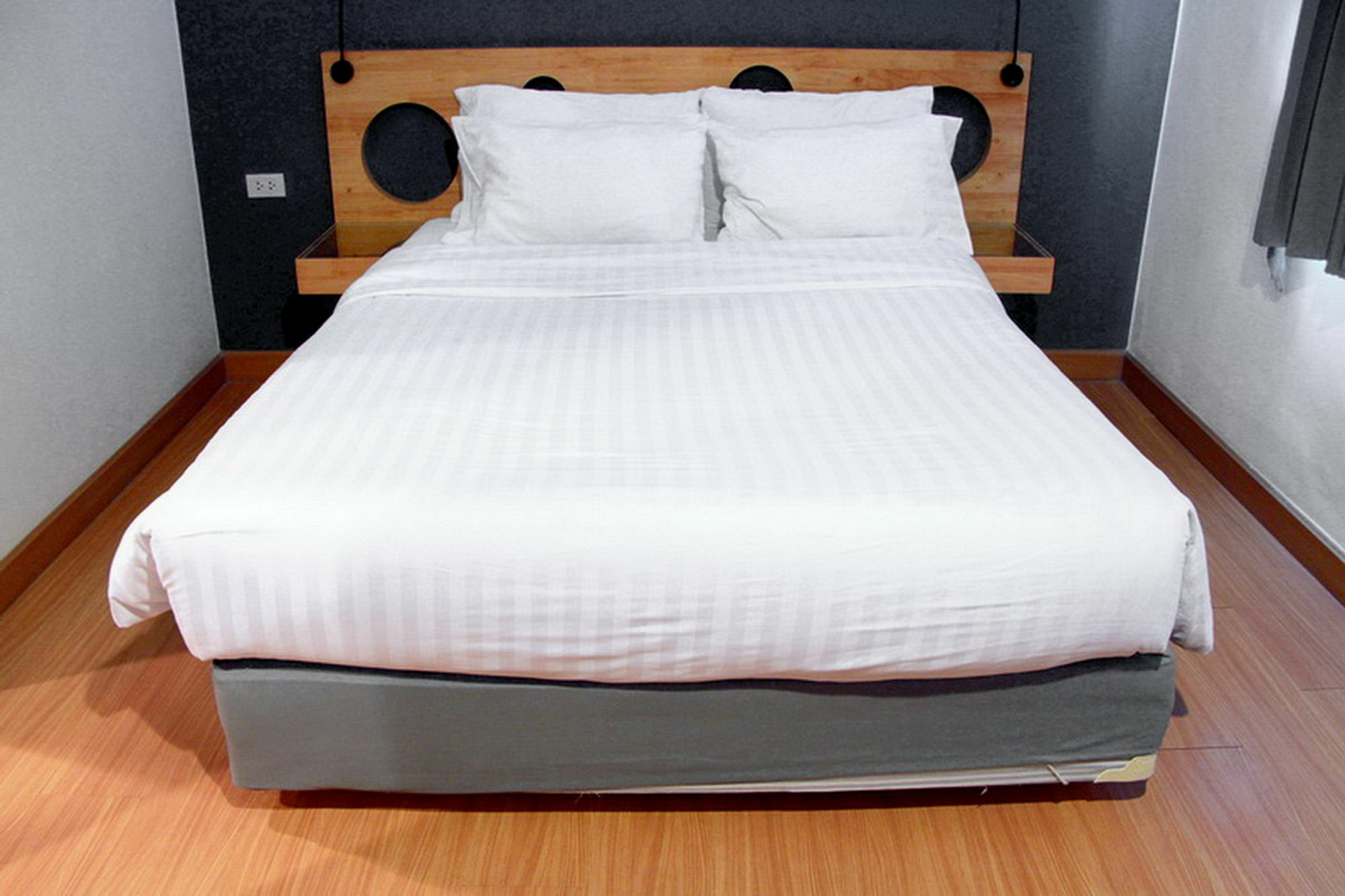 Gasthof Mybed Sathorn Bangkok