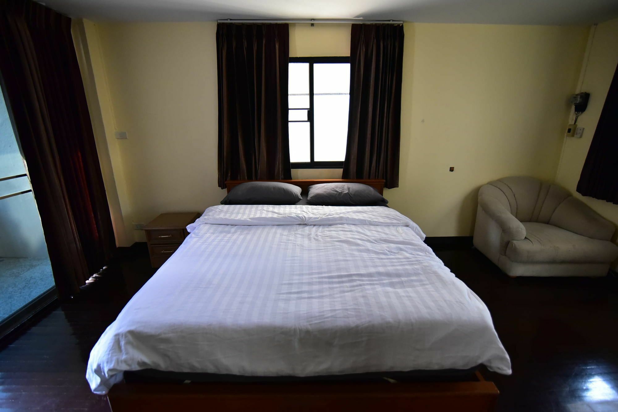 Mangosteen Sukhumvit Guest house