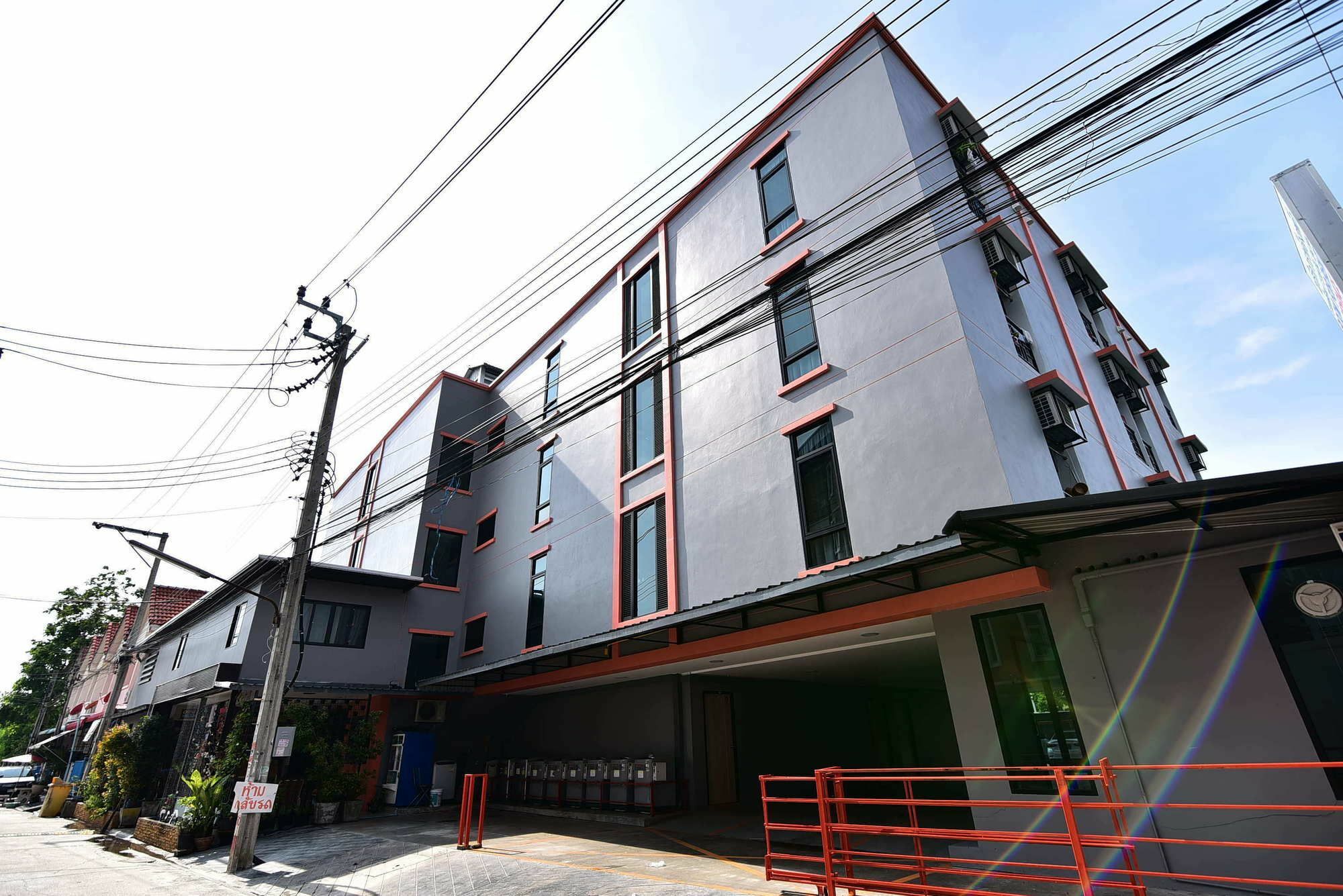 Hotel Wj At Suvarnaphumi 2*