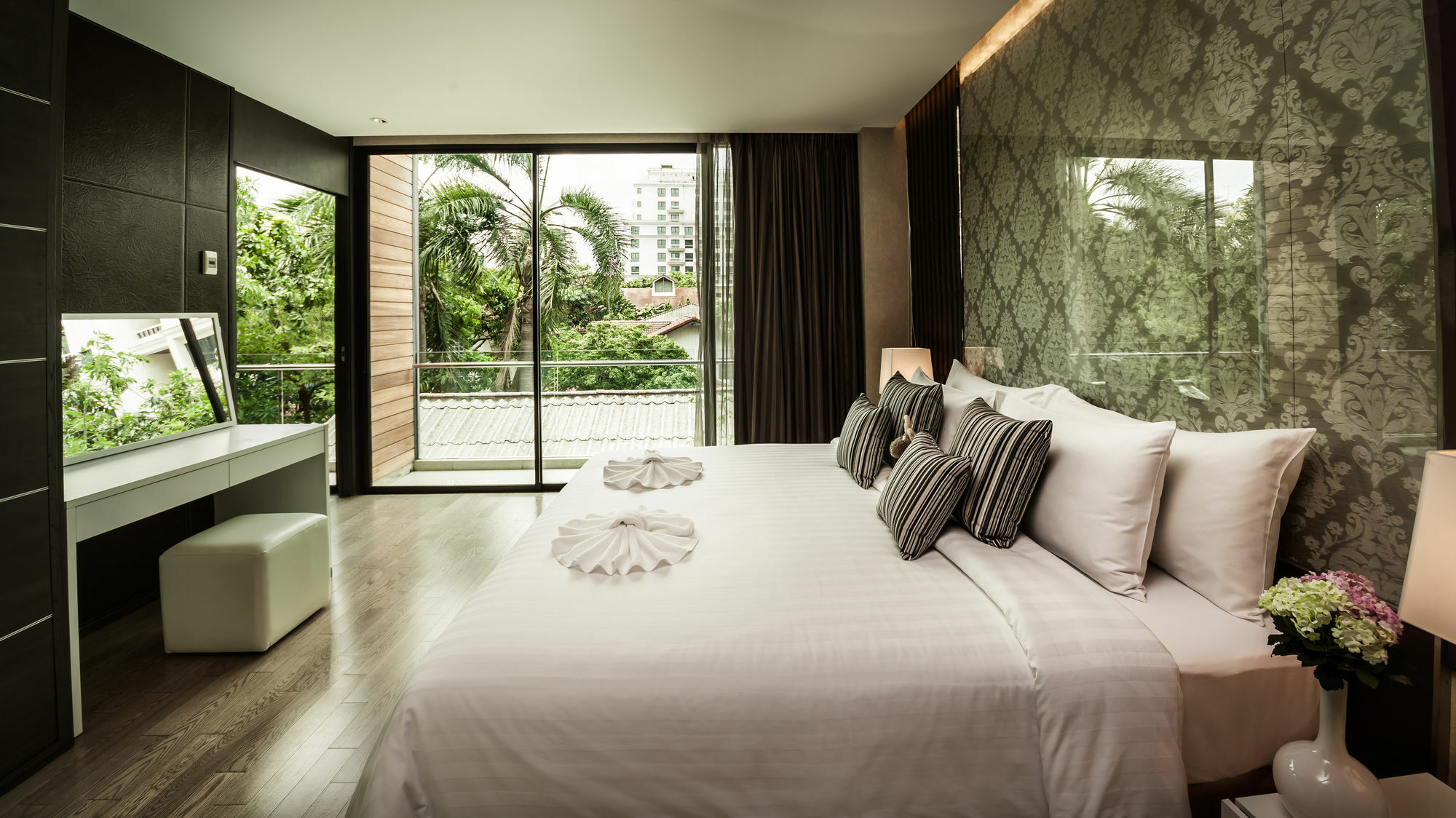 Hotel Arcadia Ploenchit By Compass Hospitality