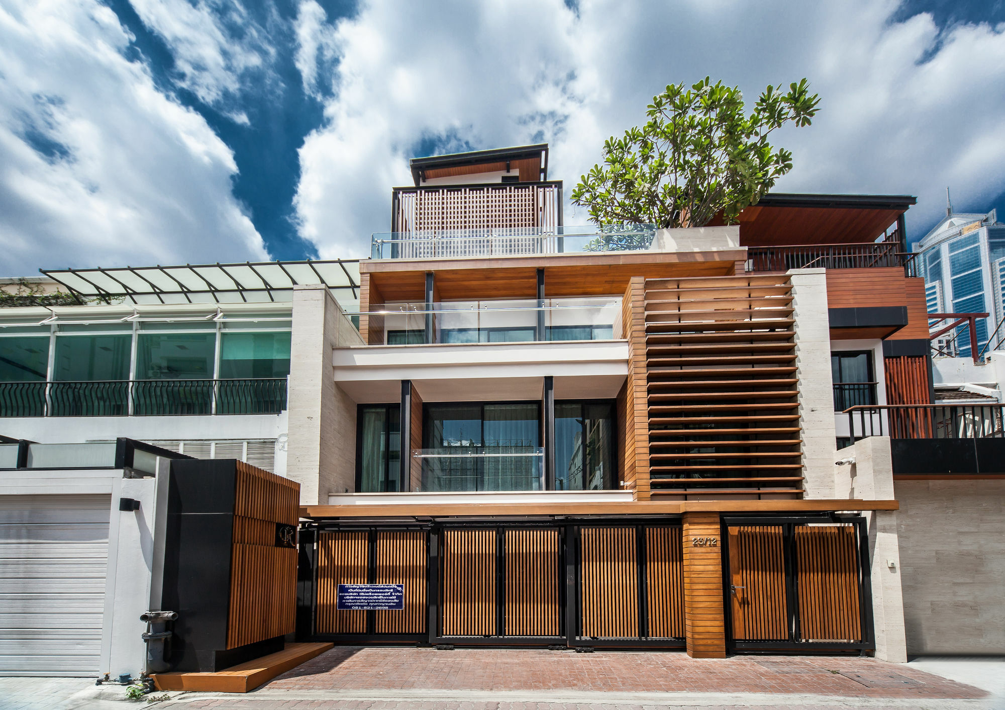 Arcadia Ploenchit By Compass Hospitality Bangkok