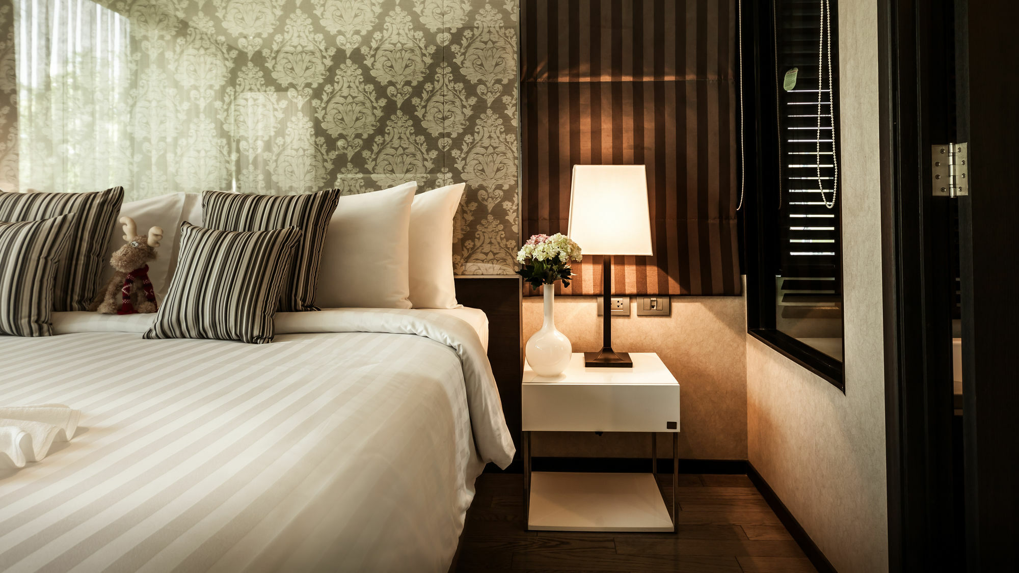 Arcadia Ploenchit By Compass Hospitality Hotel Bangkok