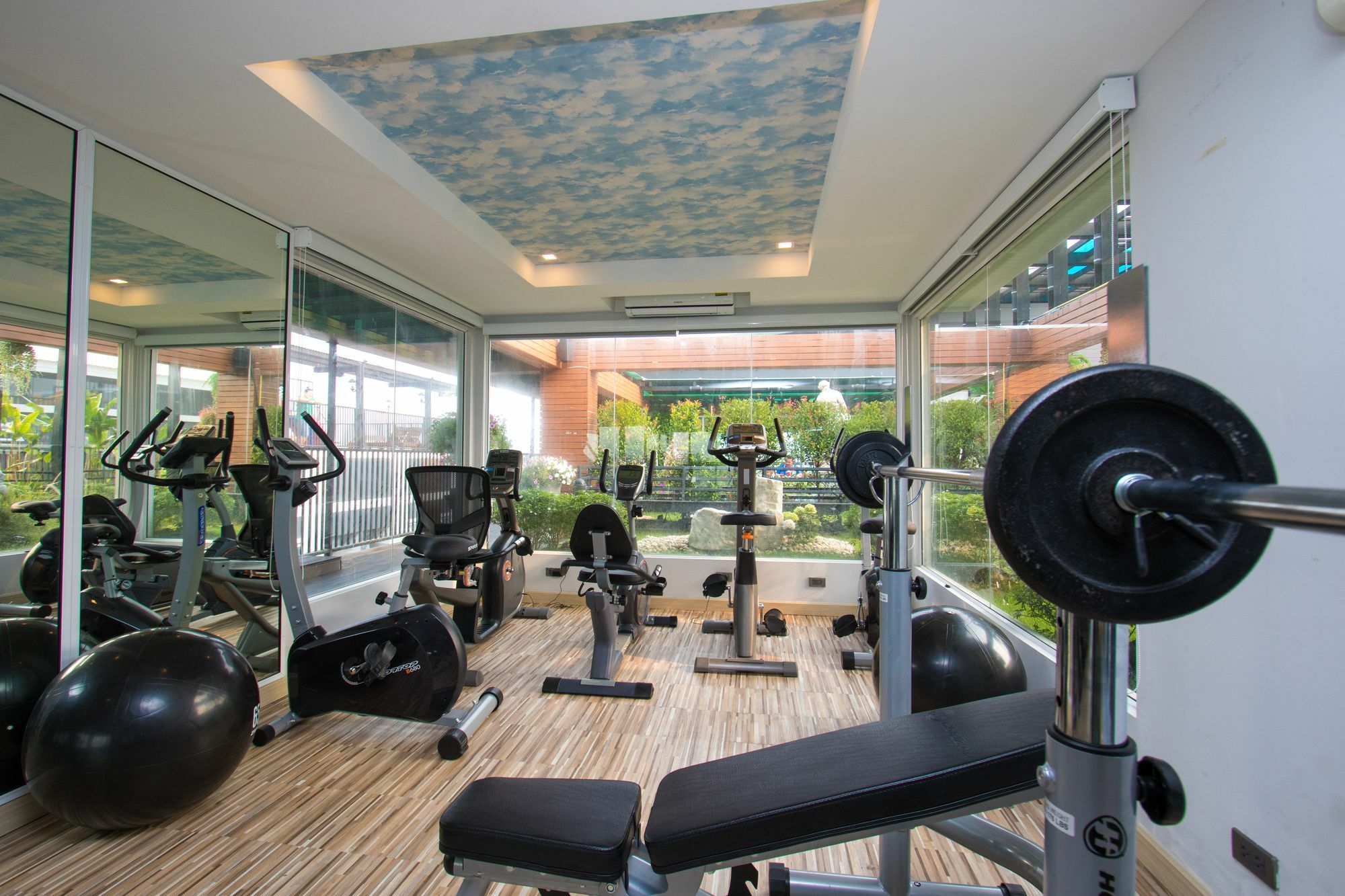 Hotel B-your Don Mueang Airport