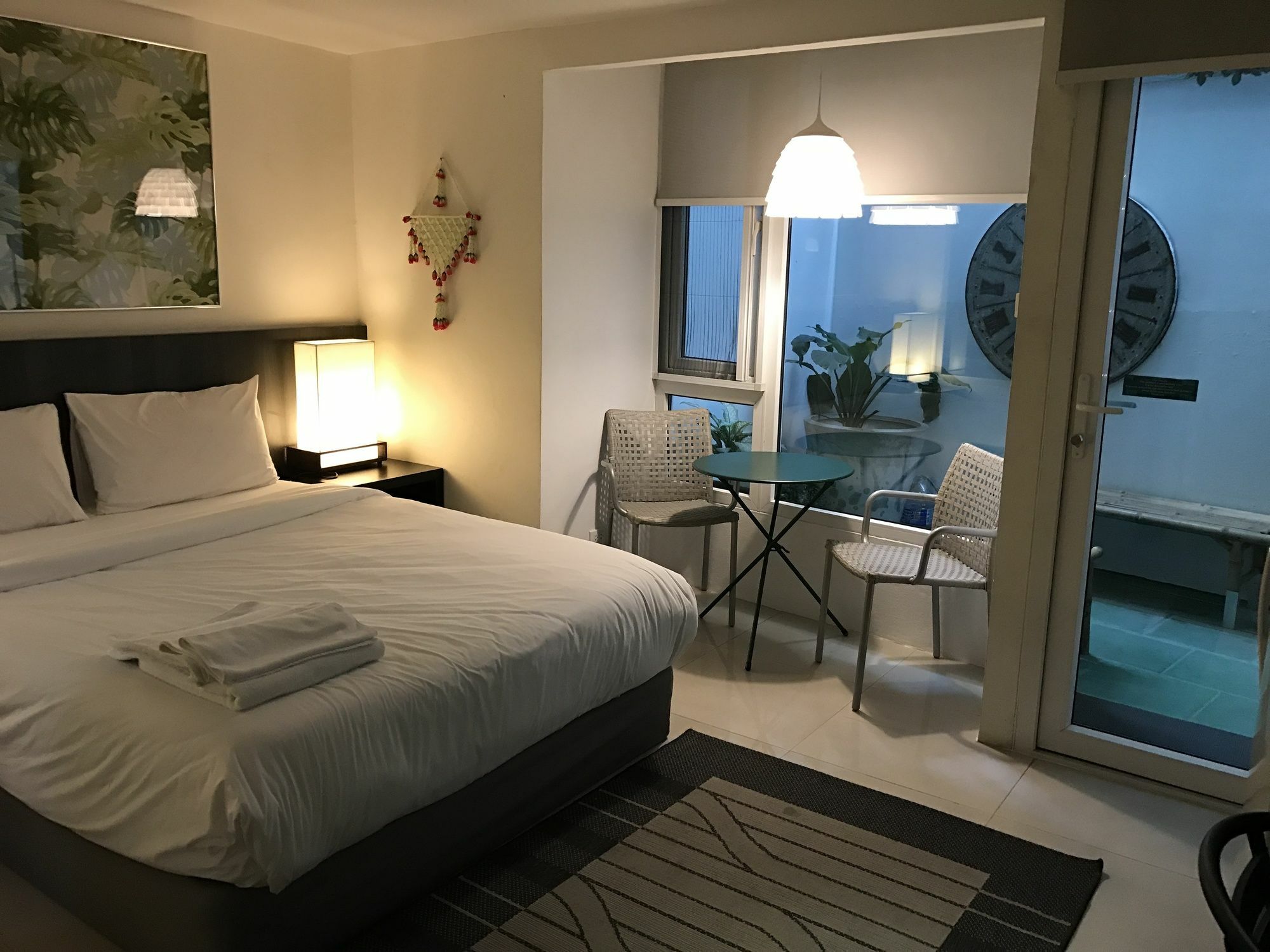 Somewhere To Escape - Hometel 3* Bangkok