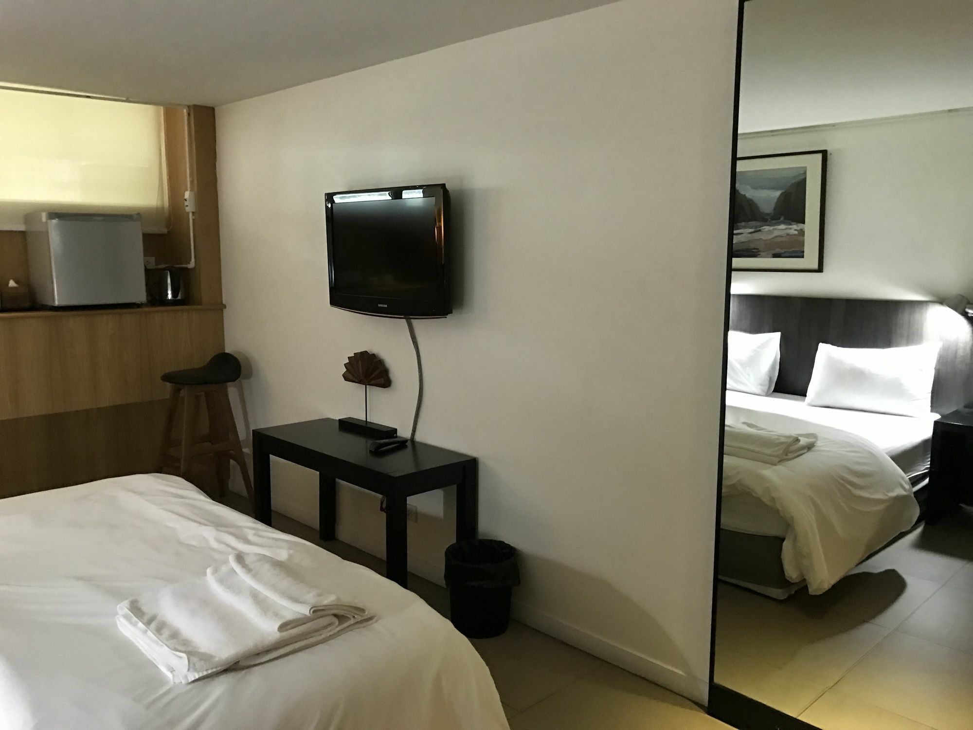 Hotel Somewhere To Escape - Hometel