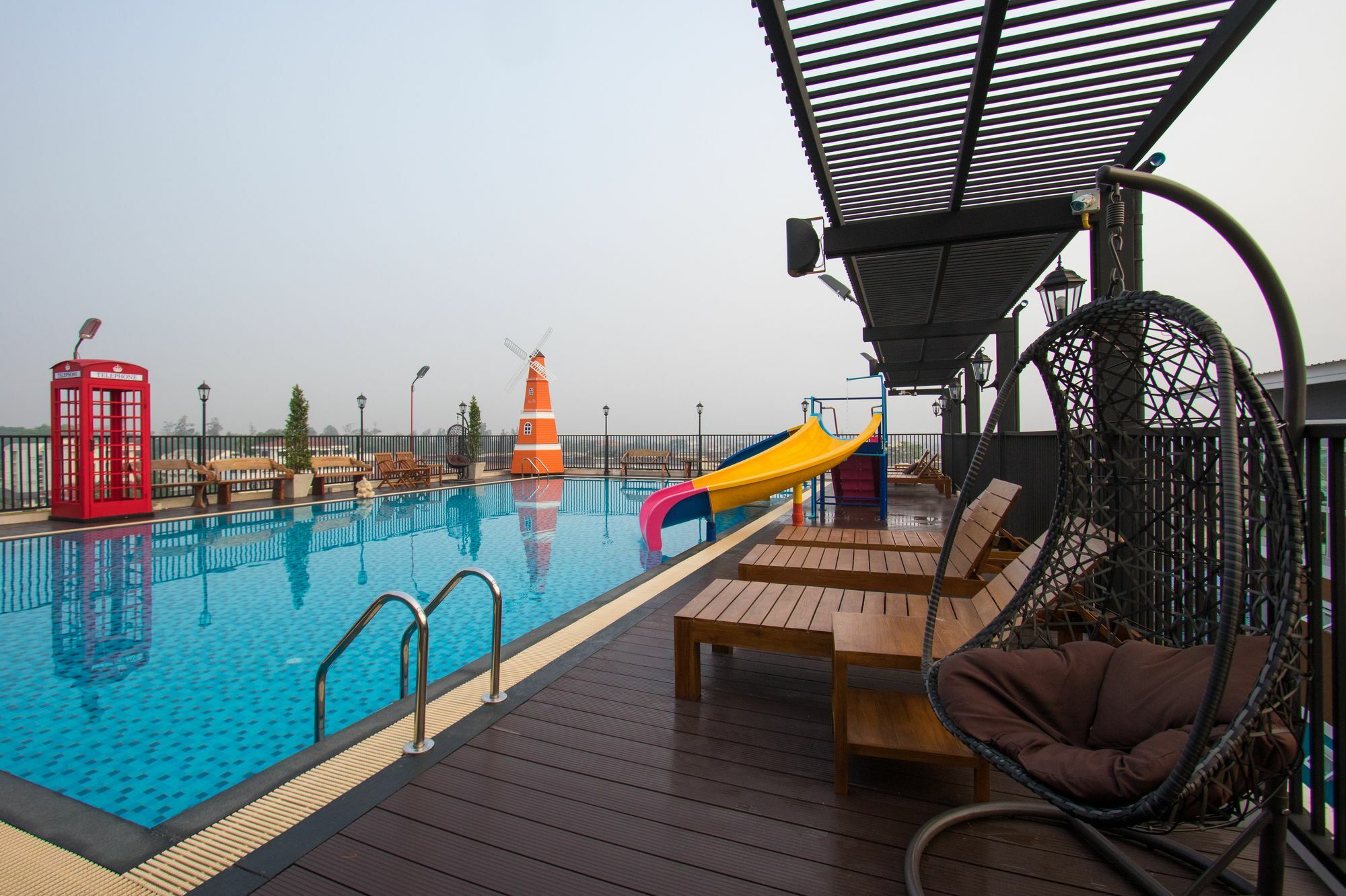B-your Don Mueang Airport Hotel 4*