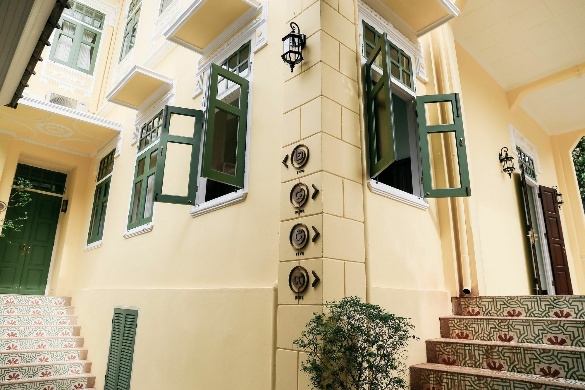 Hotel Baan 2459 Heritage House