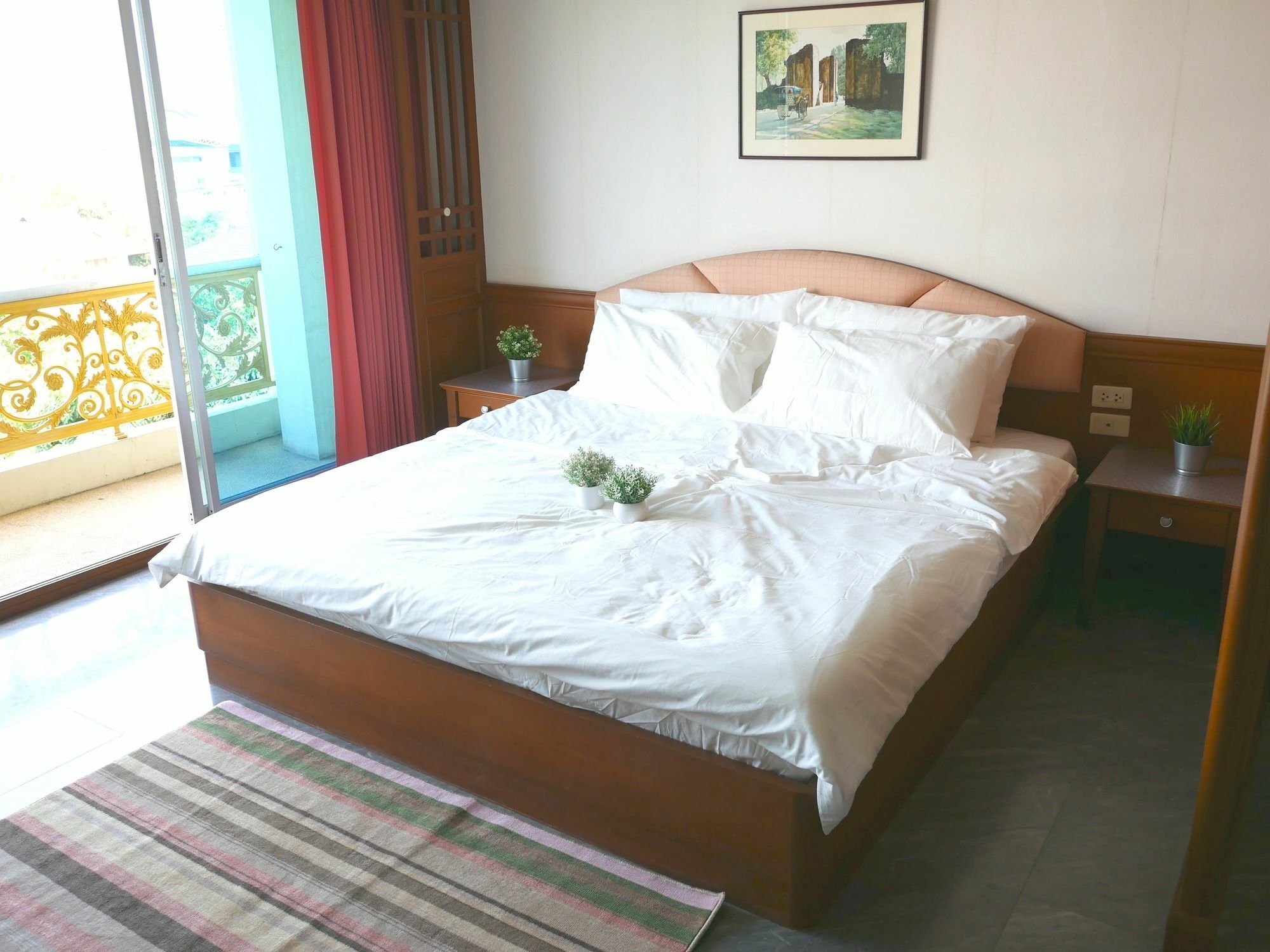 Baansuan - Mrt Cultural Station Apartment Bangkok
