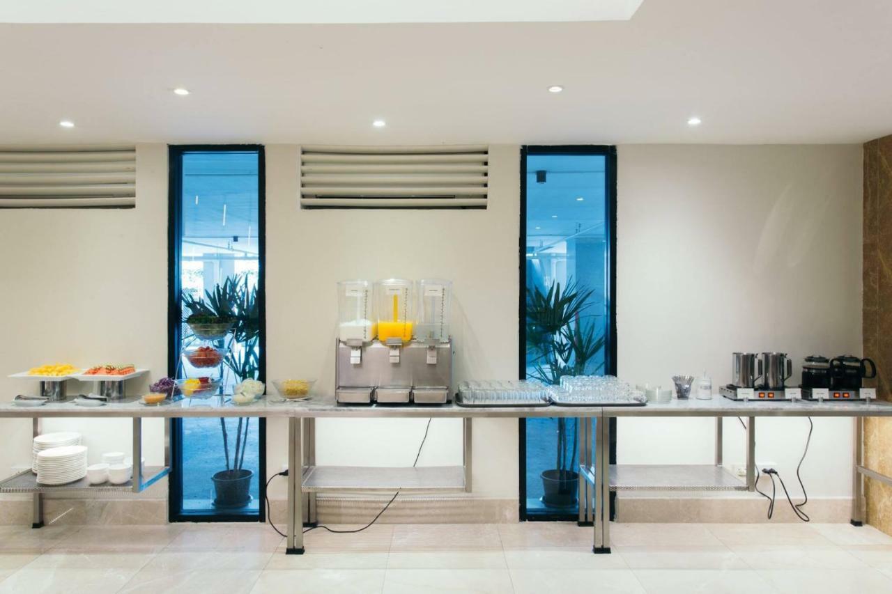 Thomson Hotel Huamark 4*