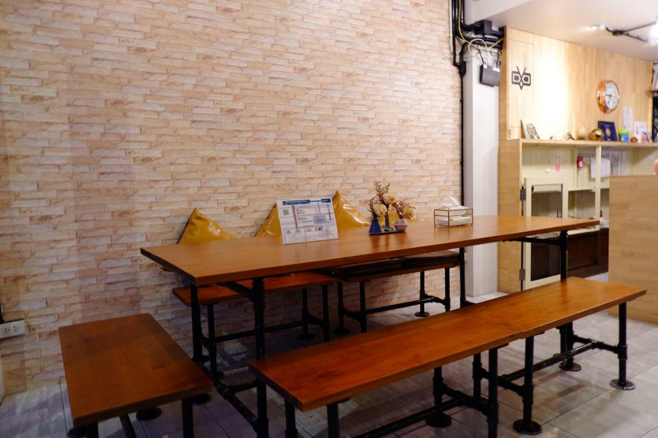 Sleep Owl Hostel