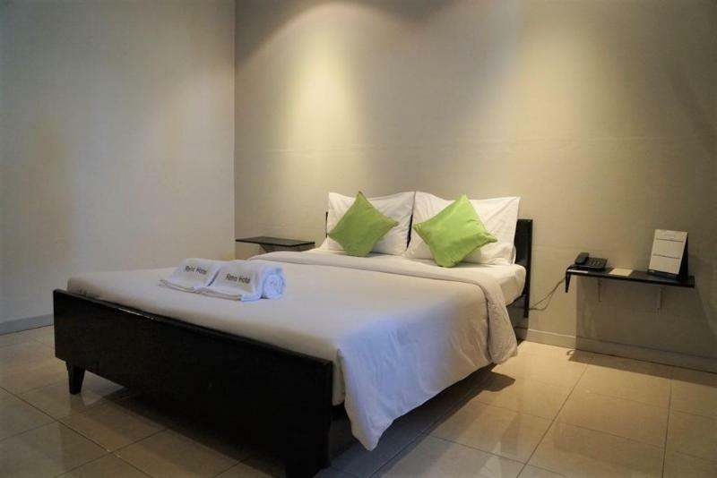 Reno Hotel 3*
