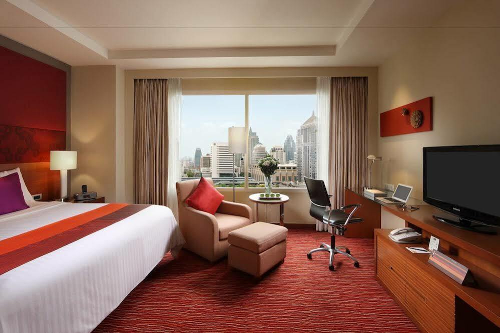 Courtyard By Marriott Hotel
