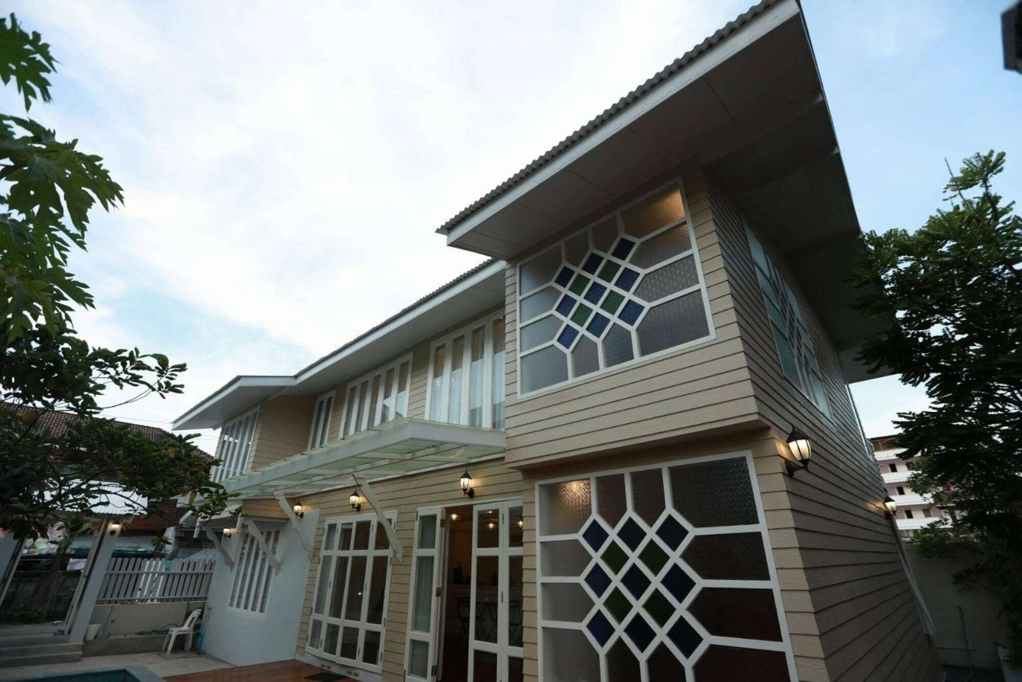 A Sleep Charoenkrung63 Homestay