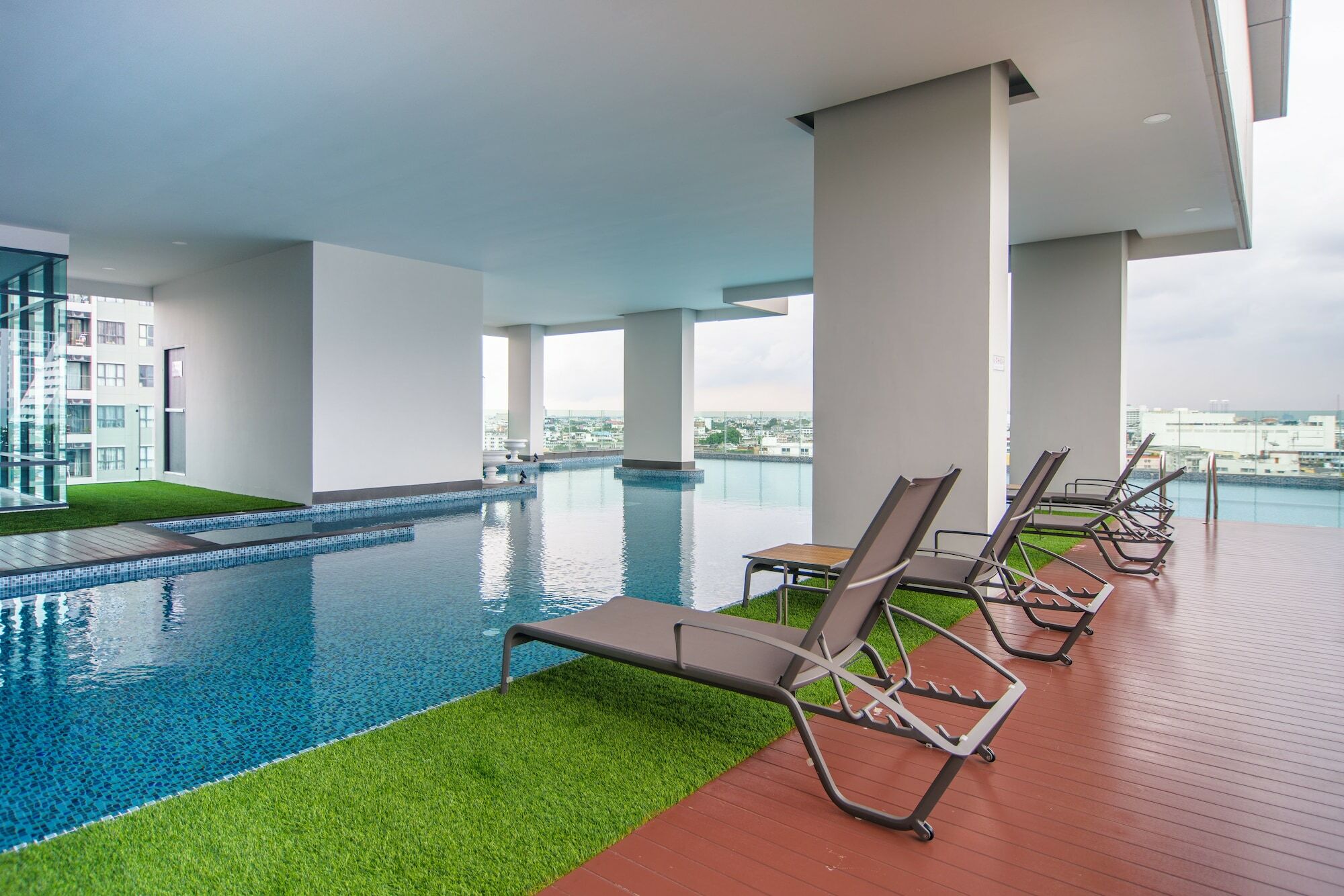 Hotel Roomme Hospitality The Rich Branch 3*