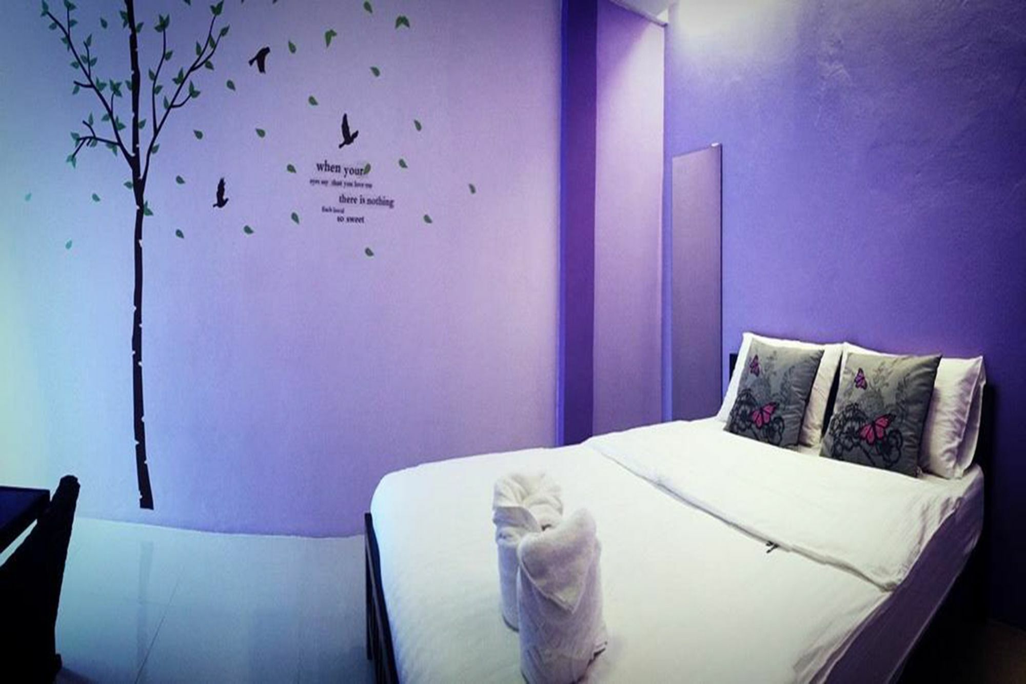 Hotel Charoenpong 3*