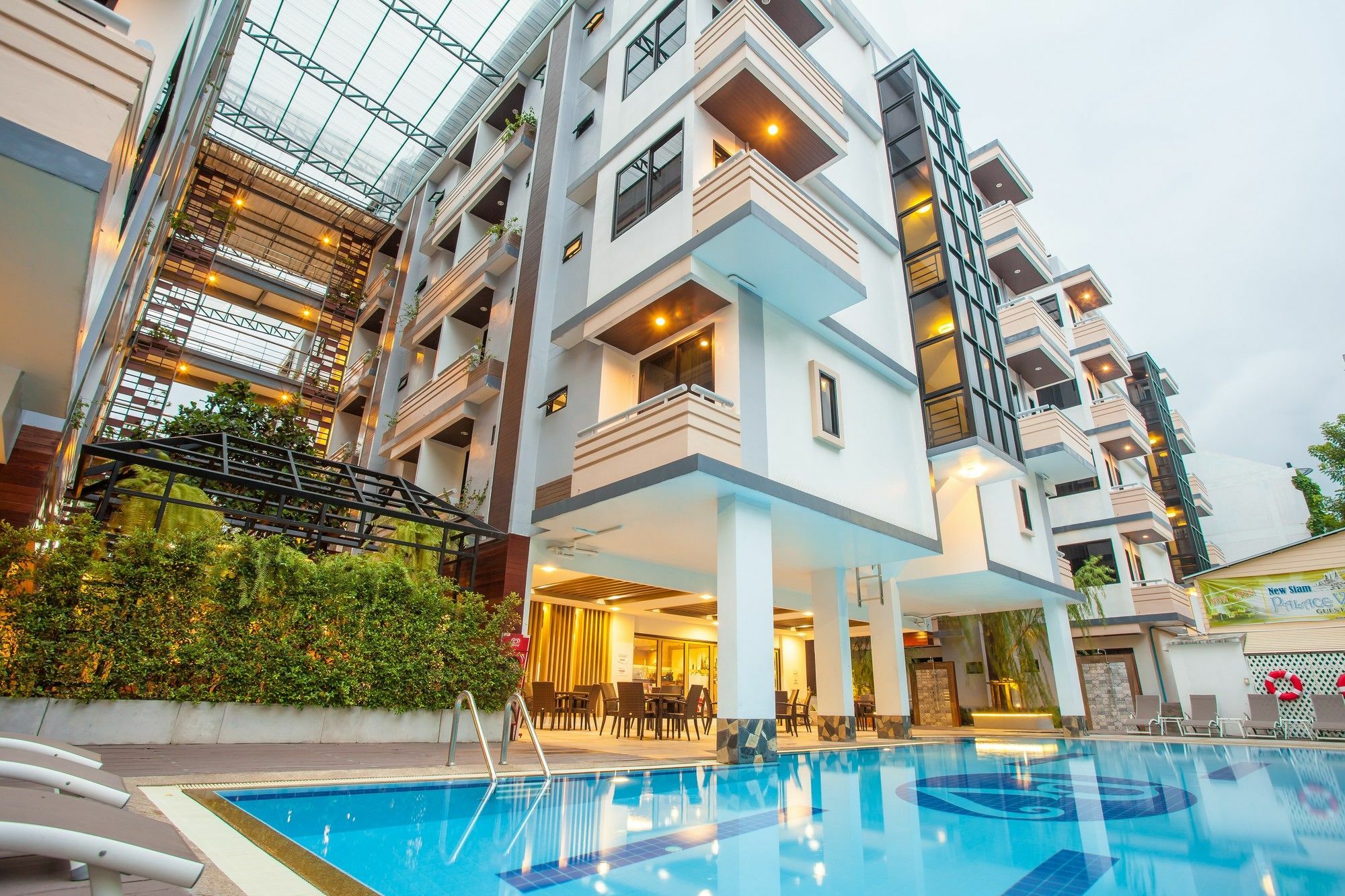Hotel New Siam Palace