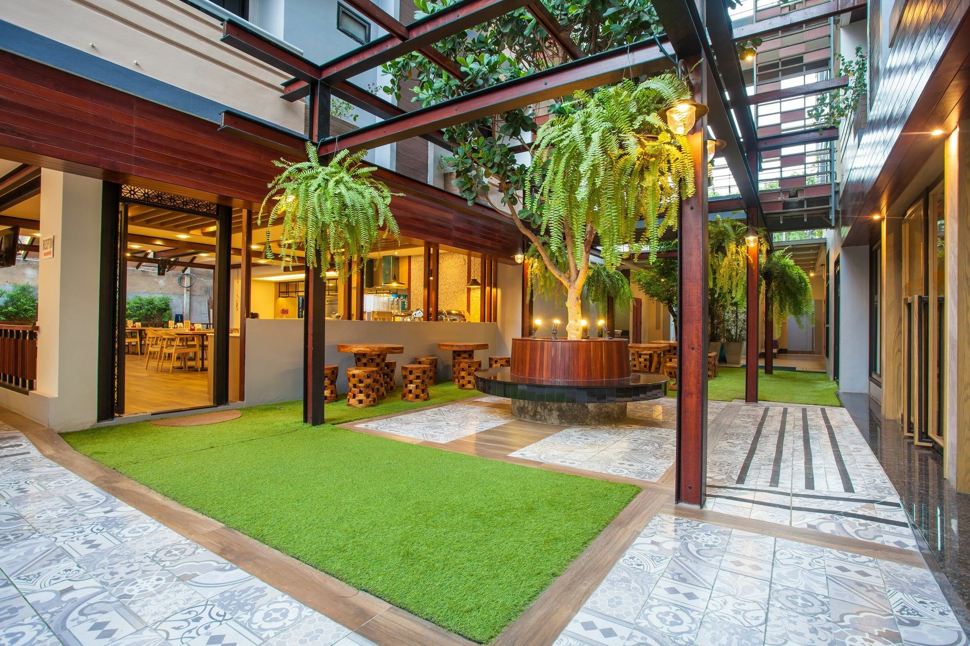 New Siam Palace Hotel 3*