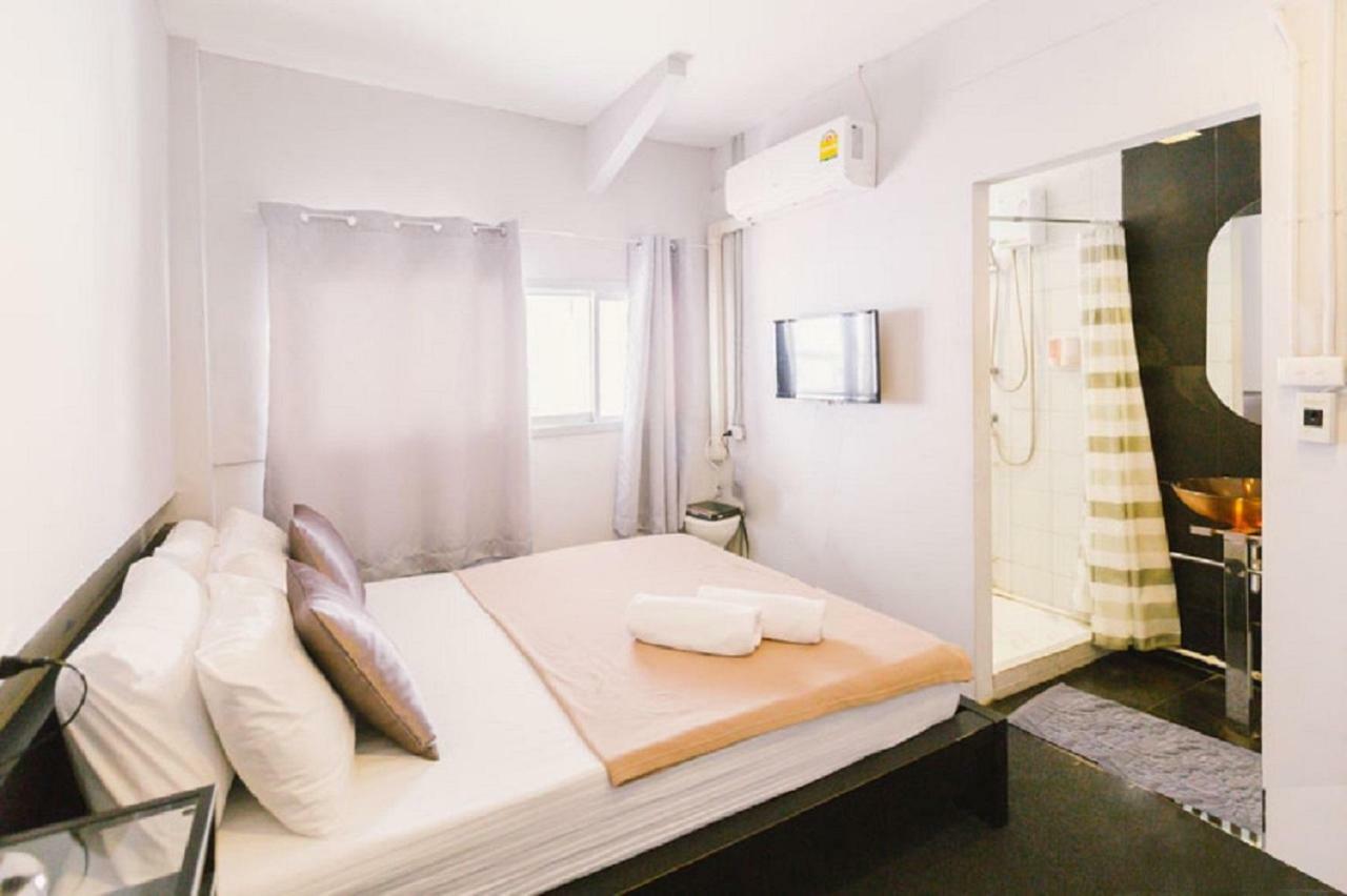 Hostel Nomad *