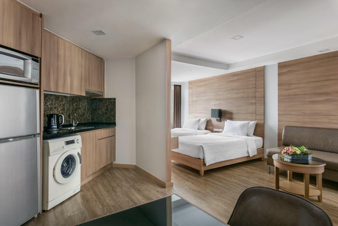 Hotel Adelphi Grande Sukhumvit 4*