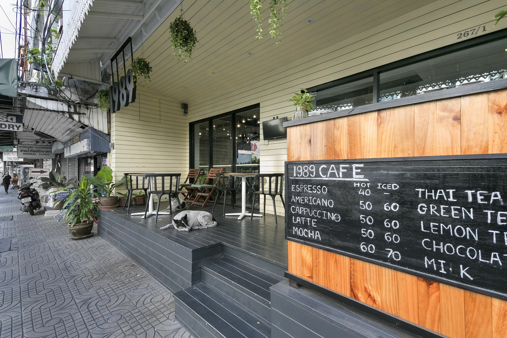 1989 Sukhumvit Hostel Bangkok