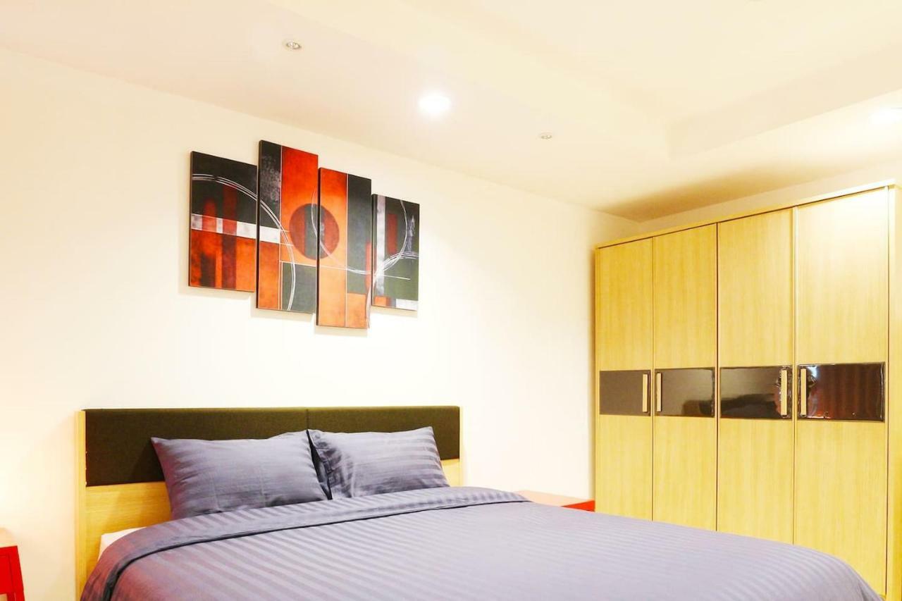 Serena Sathorn Apartment
