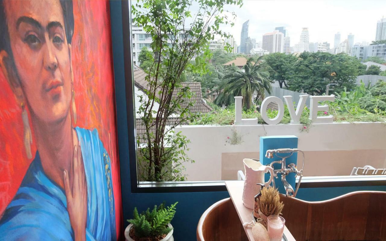 Artistic And Quirky With A Copper Bath And Complimentary Snack Villa